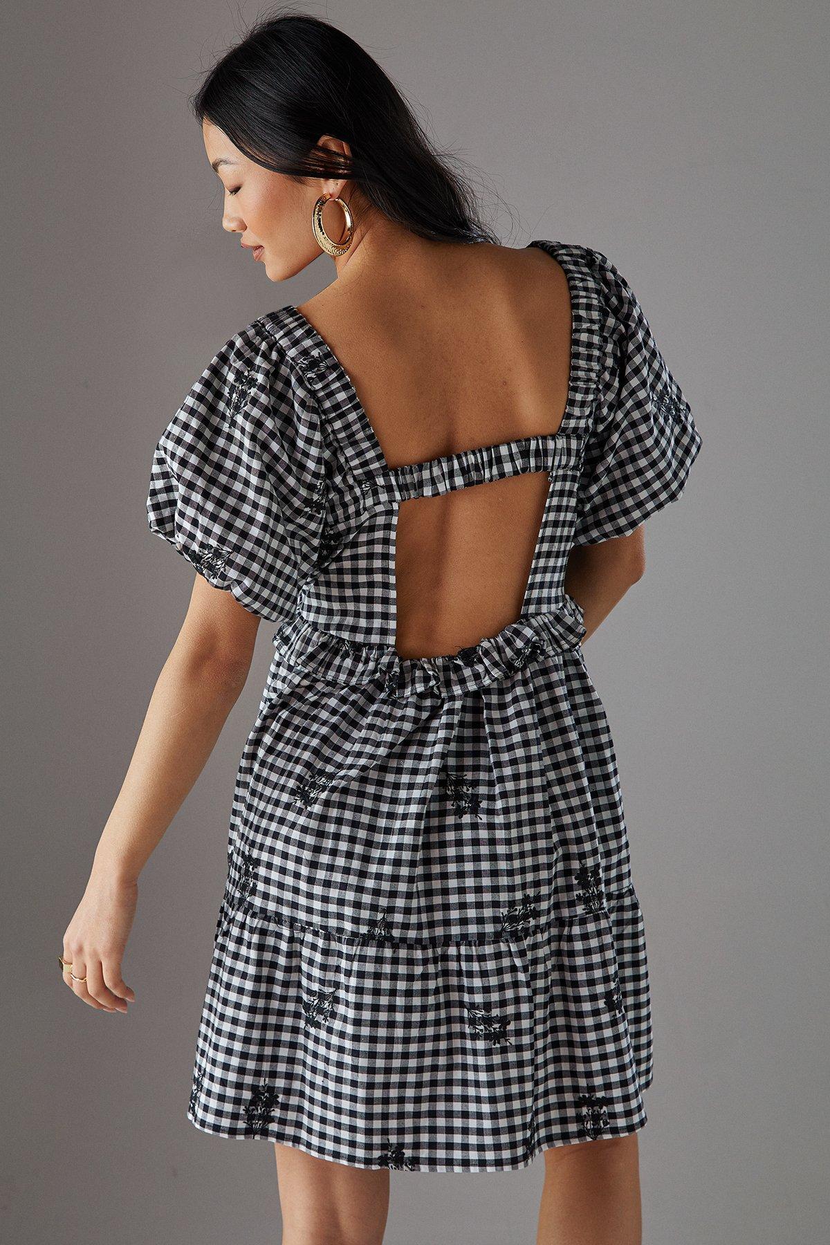Warehouse Petite Embroidered Gingham Smock Mini Dress Black image 4