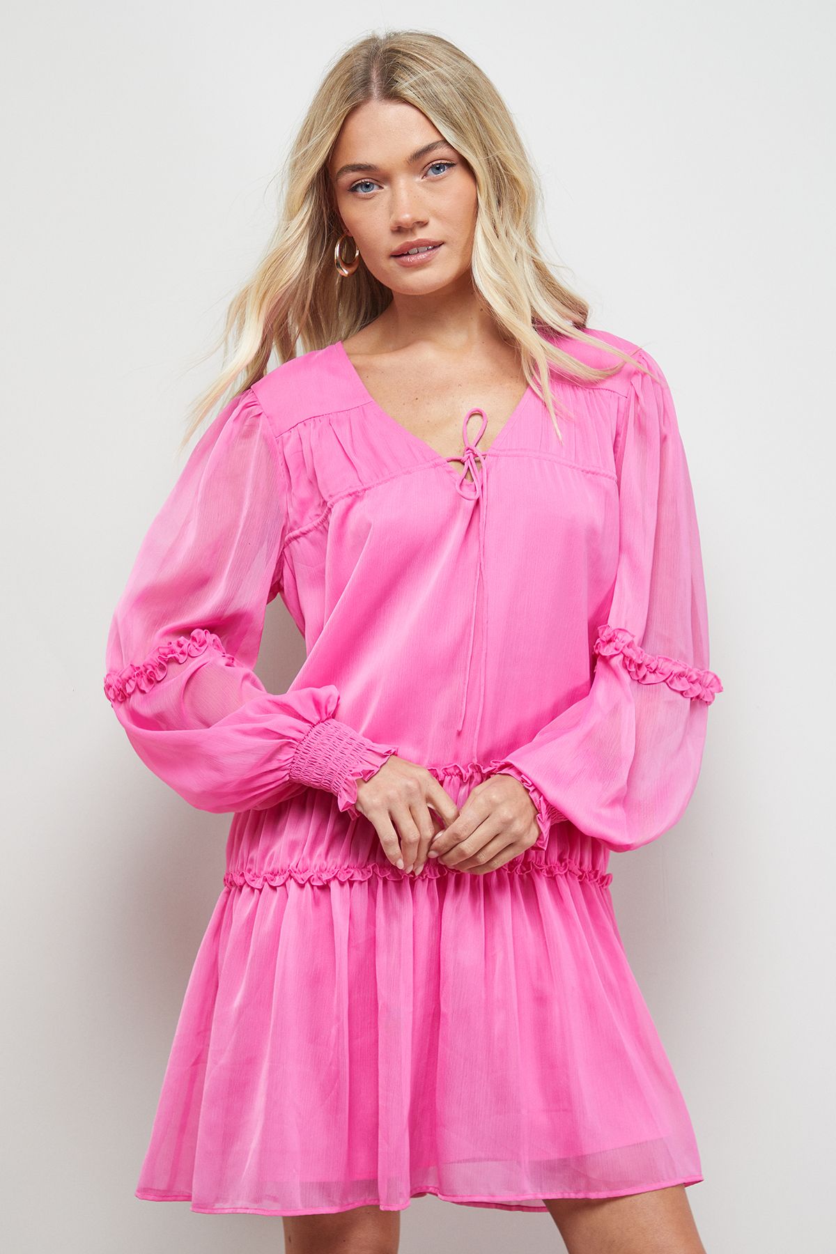 Oasis Plain Chiffon Shirred Front Tie Neck Mini Dress Desert Rose image 4