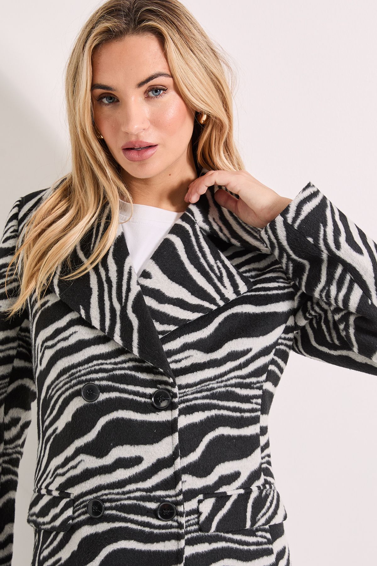 Dorothy Perkins Zebra Double Breasted Coat Mono image 4
