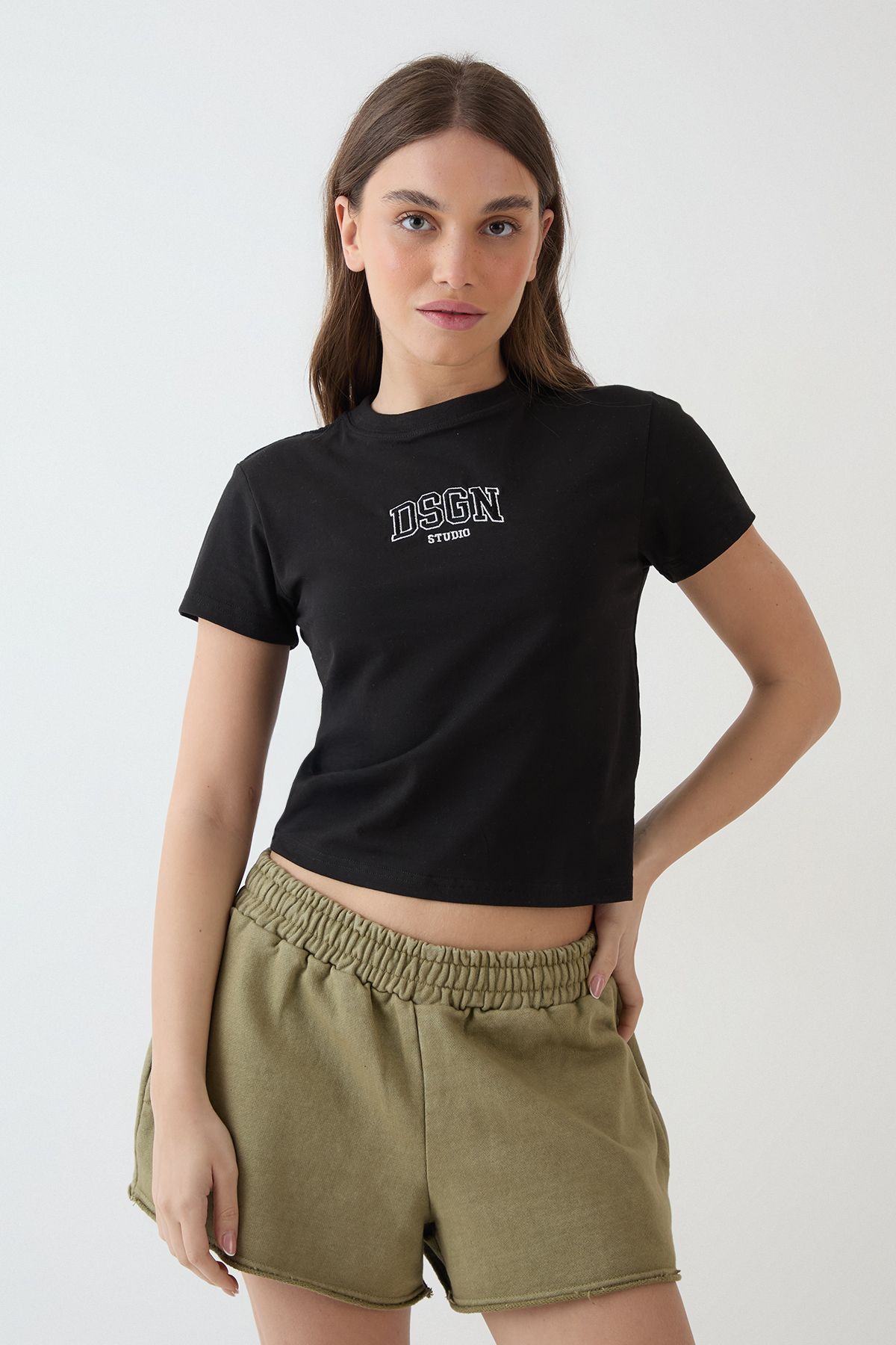 DSGN Studio DSGN Studio Embroidered Baby T-Shirt Black