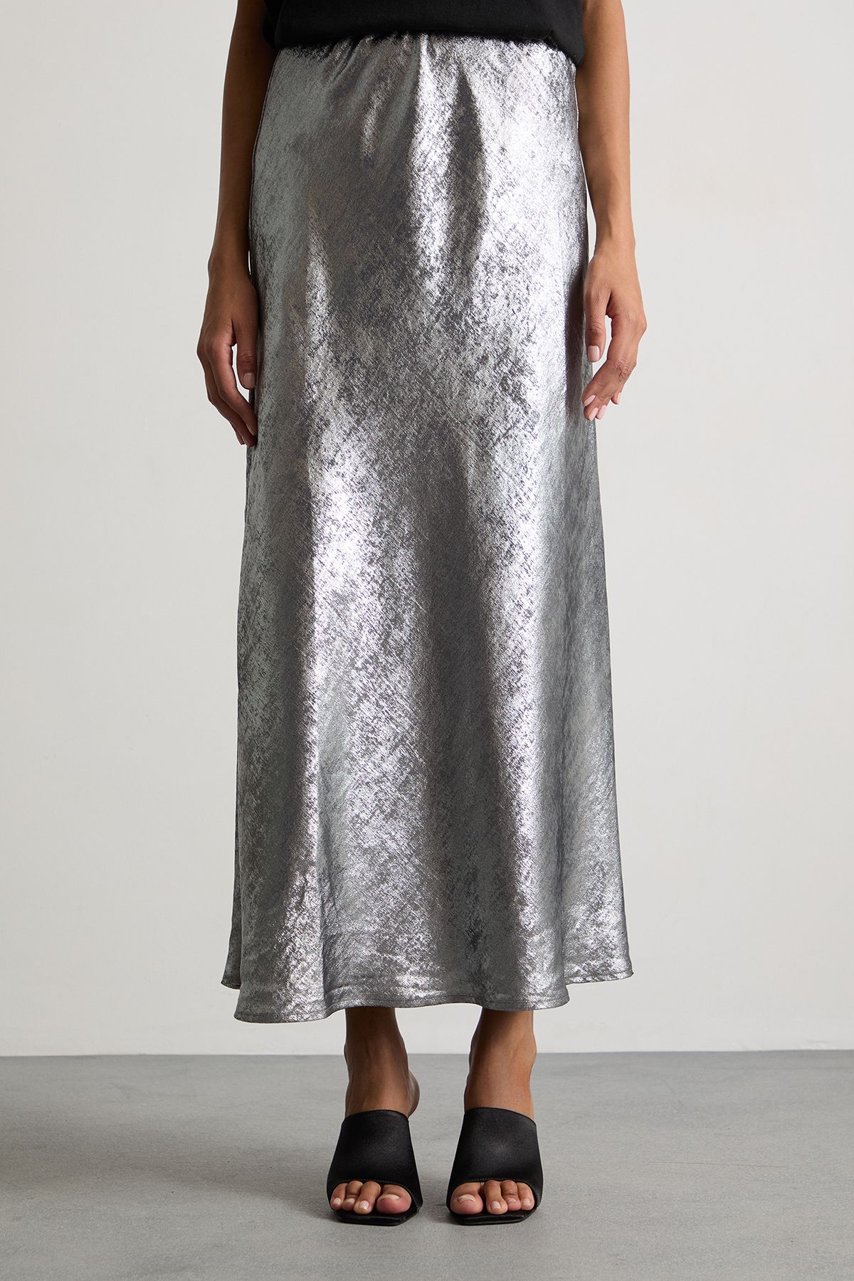 Warehouse Metallic Bias Cut Maxi Skirt Silver image 4