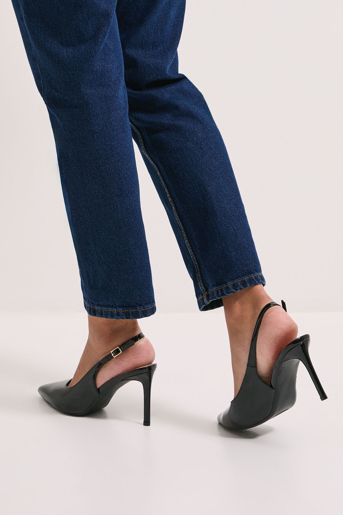 Dorothy Perkins Wide Fit Dasha Sling Back High Stiletto Court Shoes True Black image 4