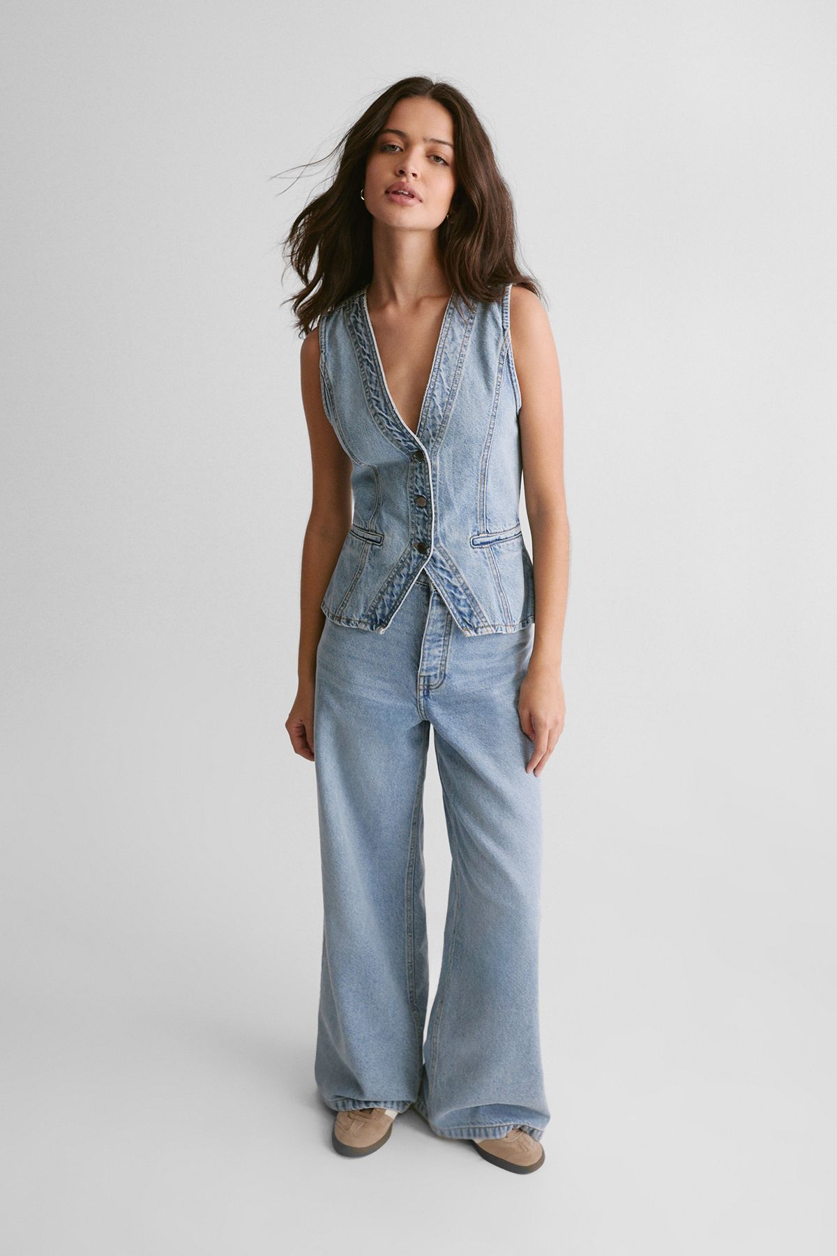 NastyGal The Longline Denim Waistcoat Vintage Wash image 5