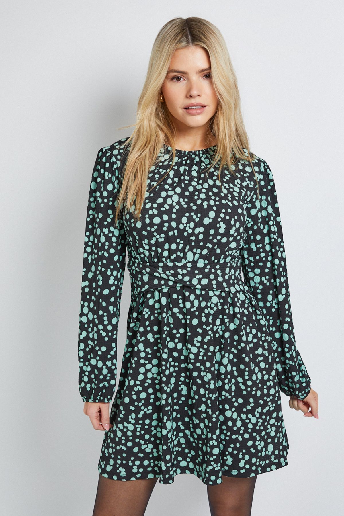 Dorothy Perkins Green Knot Waist Detail Jersey Mini Dress Green image 4