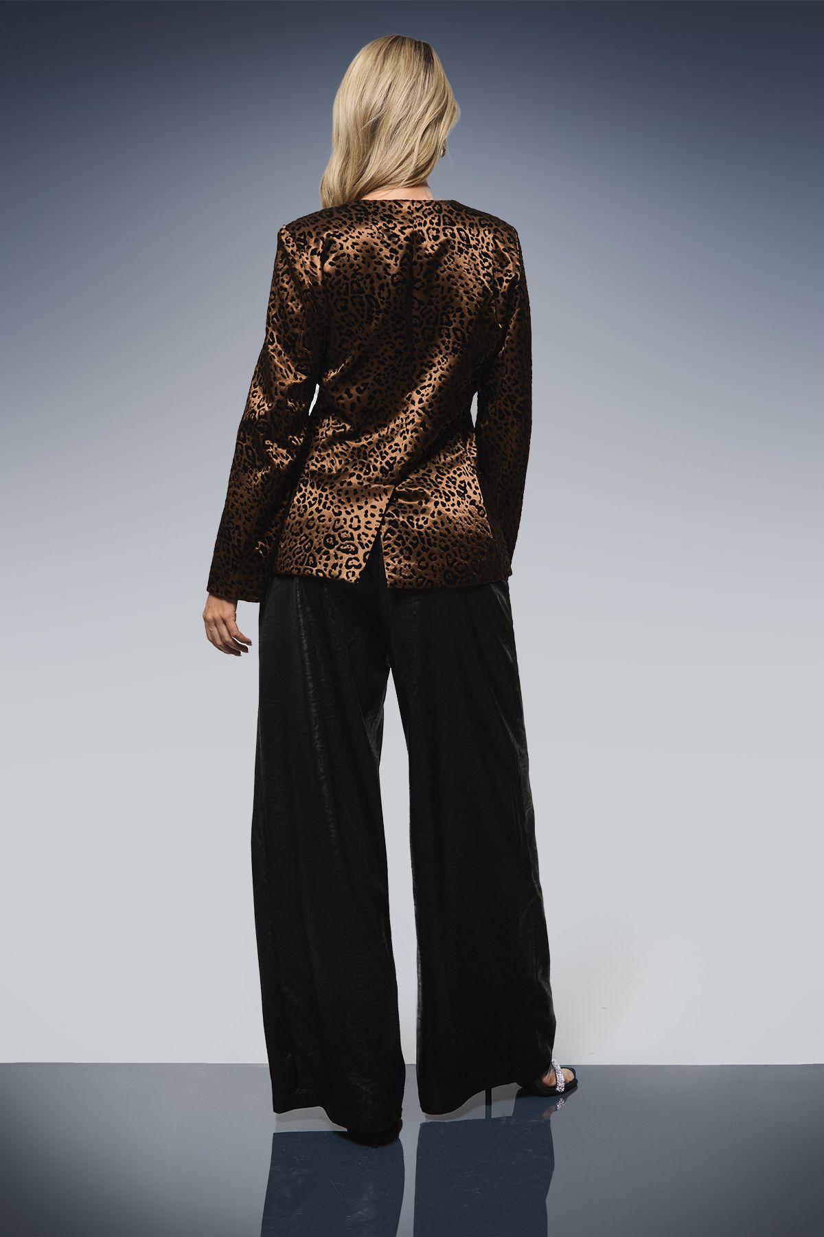 Dorothy Perkins Leopard Print V Neck Blazer Taupe image 3