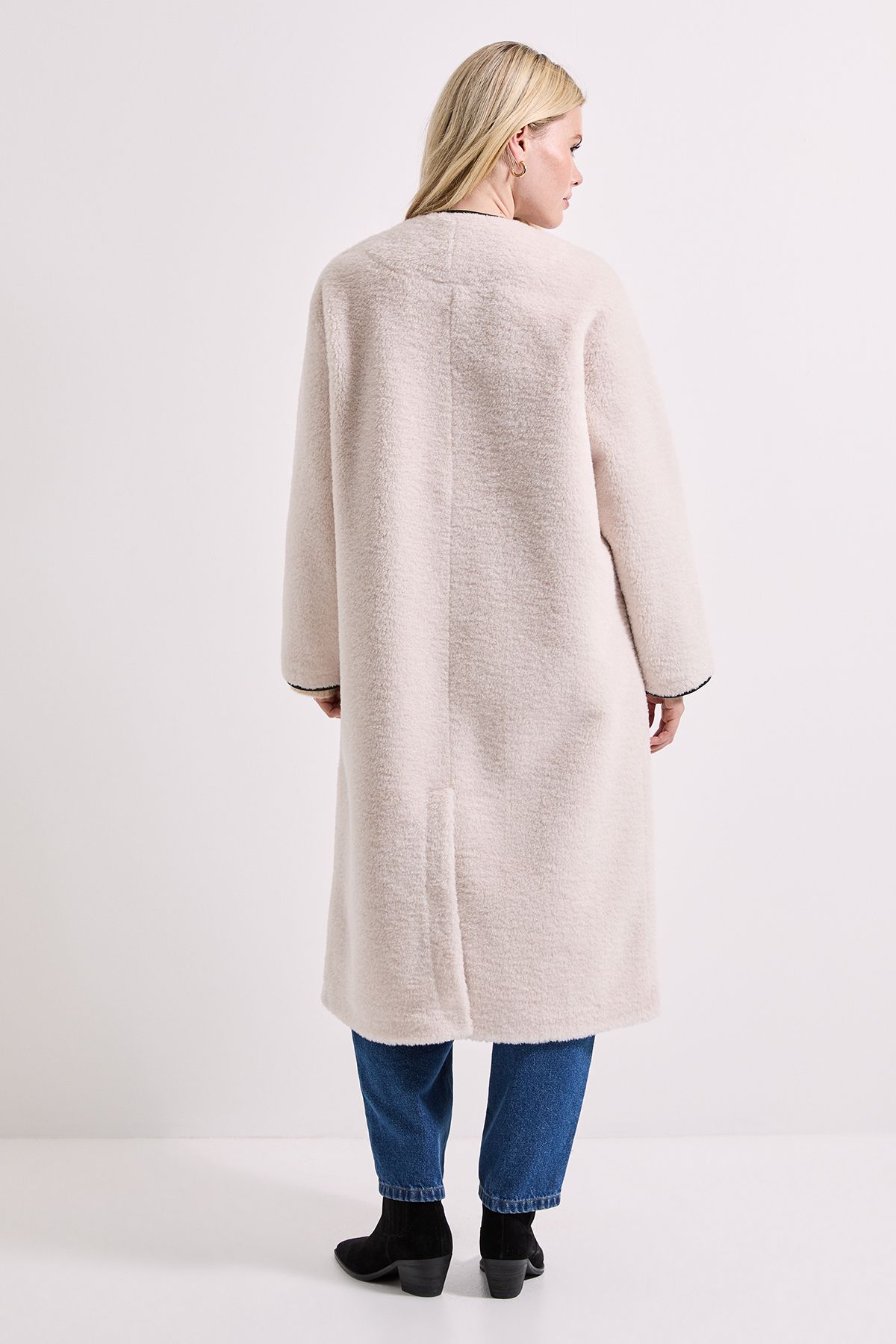 Dorothy Perkins Toggle PU Detail Borg Coat Cream image 3