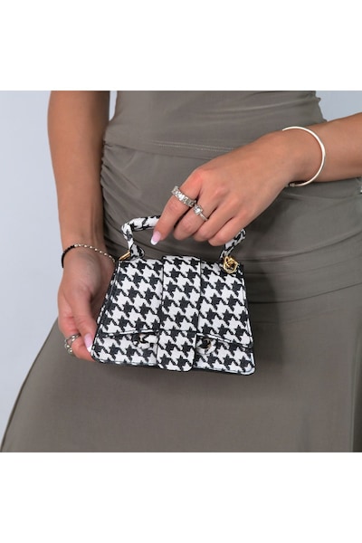 XY London 'Felicia' Mini Handbag with Crossbody Strap and Magnetic Closure