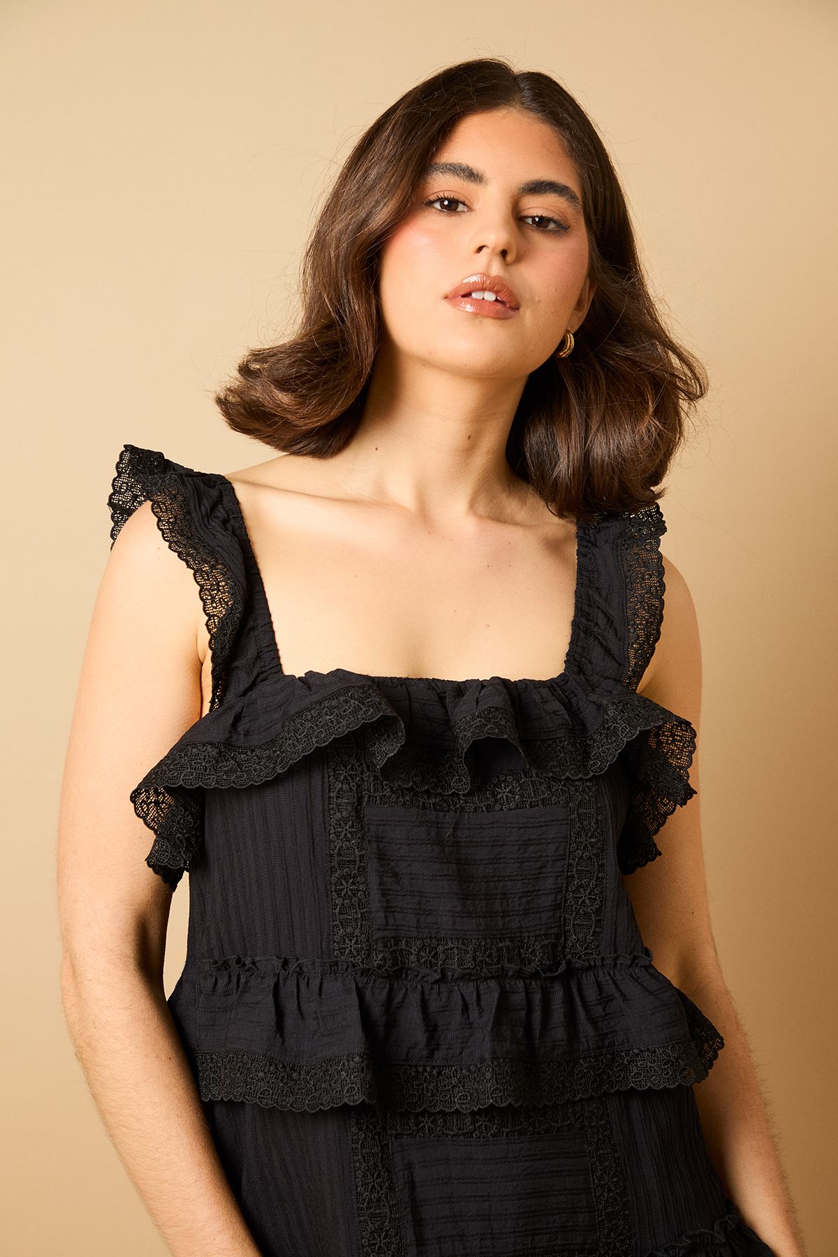 Oasis Broderie Tiered Detail Strappy Mini Dress Black image 4