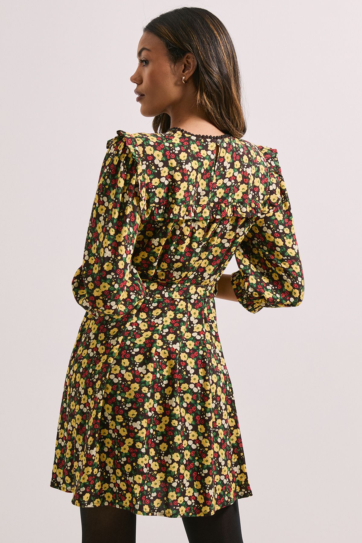 Dorothy Perkins Tie Waist Yoke Frill Detail Printed Belted Mini Dress Blue image 3