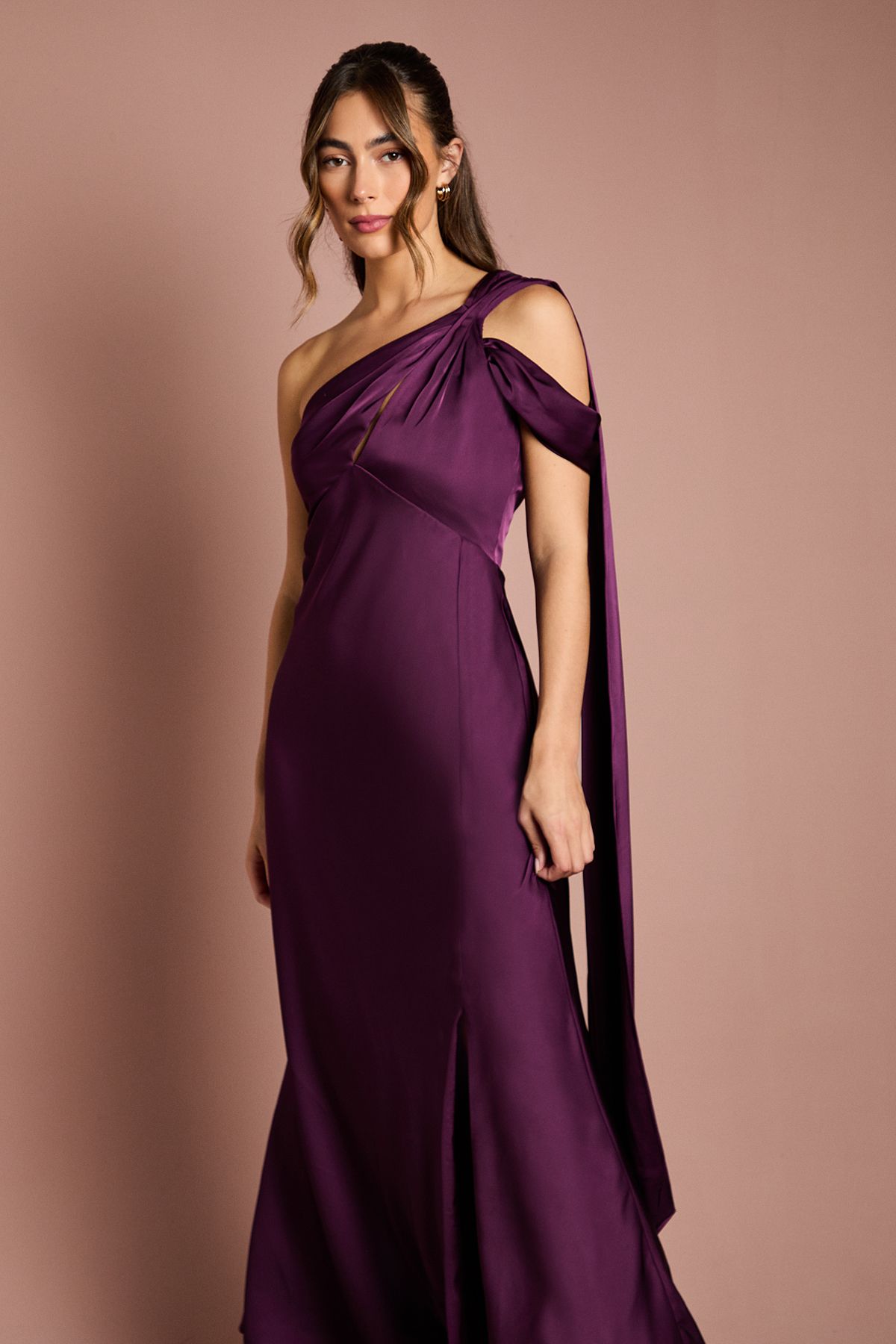 Coast Satin One Shoulder Fishtail Maxi Bridesmaid Dress with Drape Detail Grape image 4