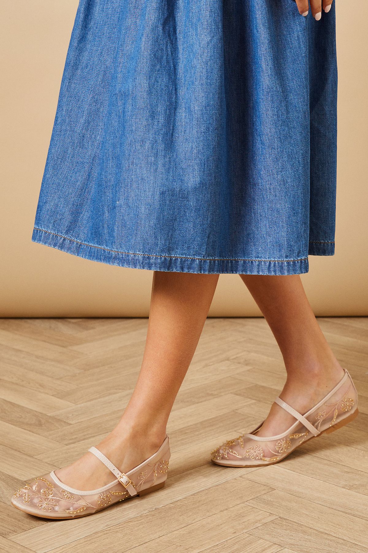 Oasis Perth Faux Leather And Mesh Embroidered Mary Jane Ballet Pumps Blush image 3