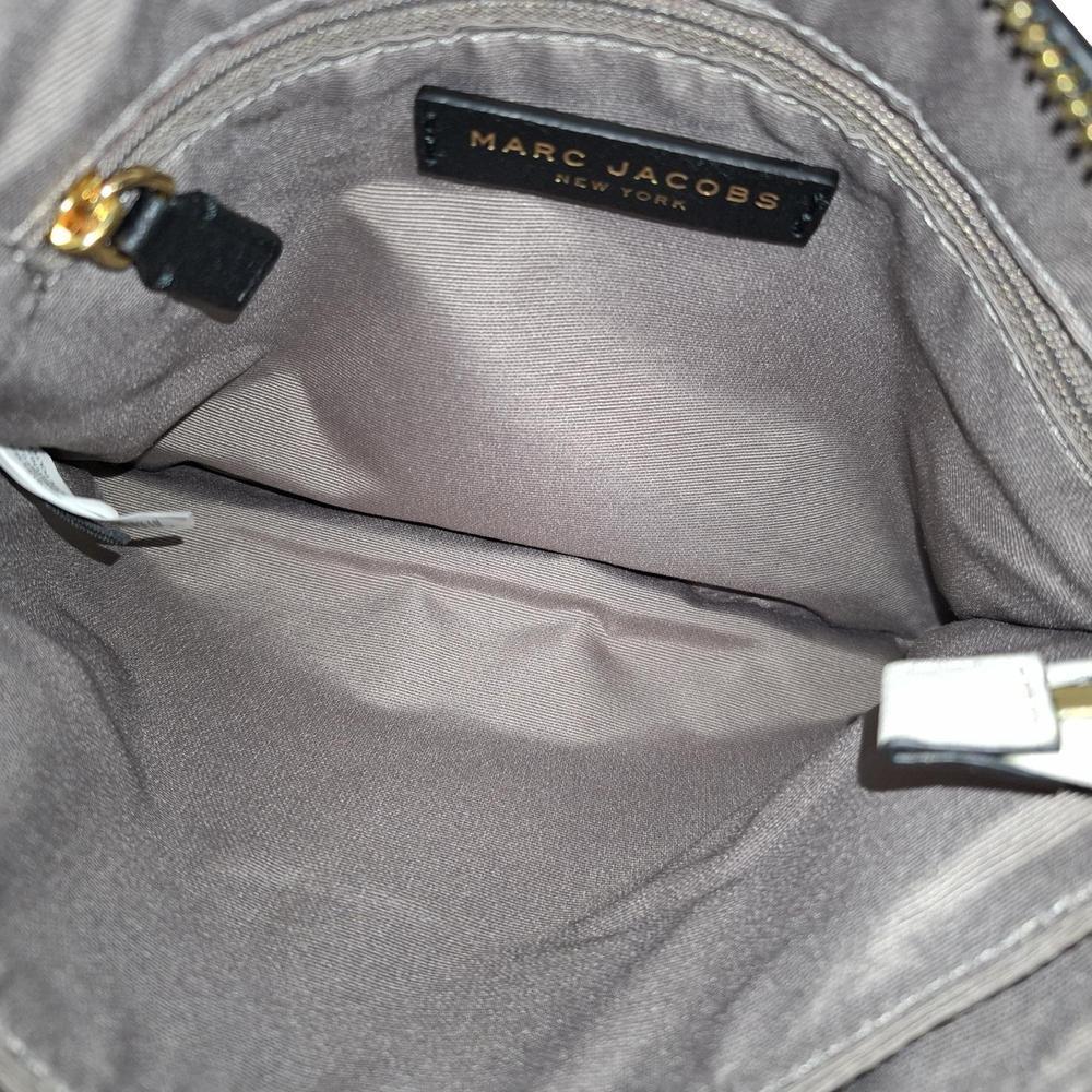 Marc Jacobs Preloved Crossbody Bag Zip Closure Wo - White | Ecru Crossbody Bags image 7