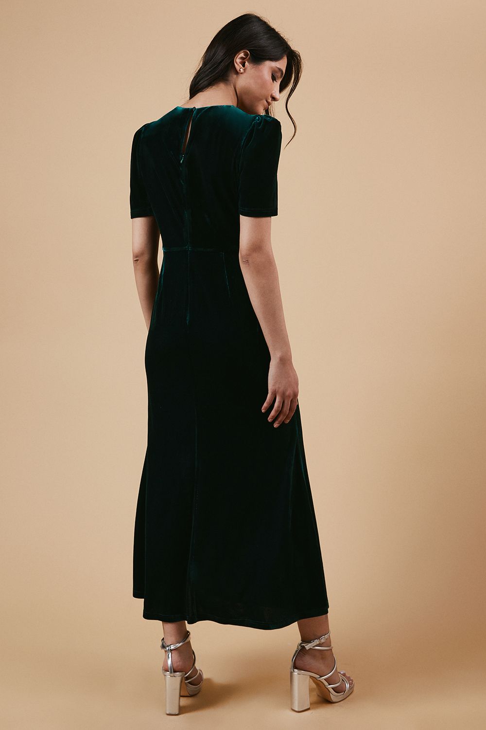 Oasis Occasion Velvet Diamante Bow Midaxi Dress Emerald image 3