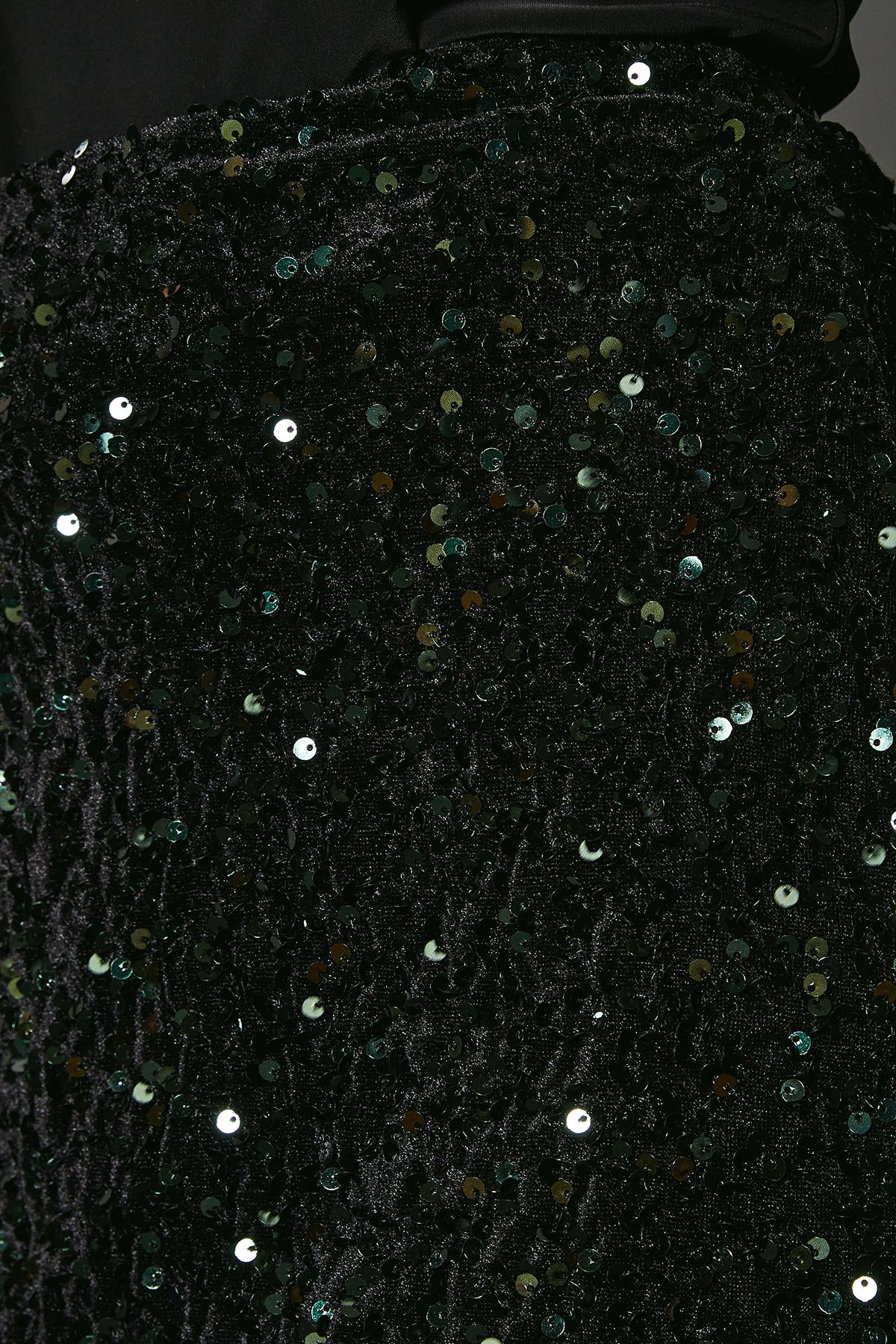 Dorothy Perkins Petite Velvet Sequin Mini Skirt Green image 5