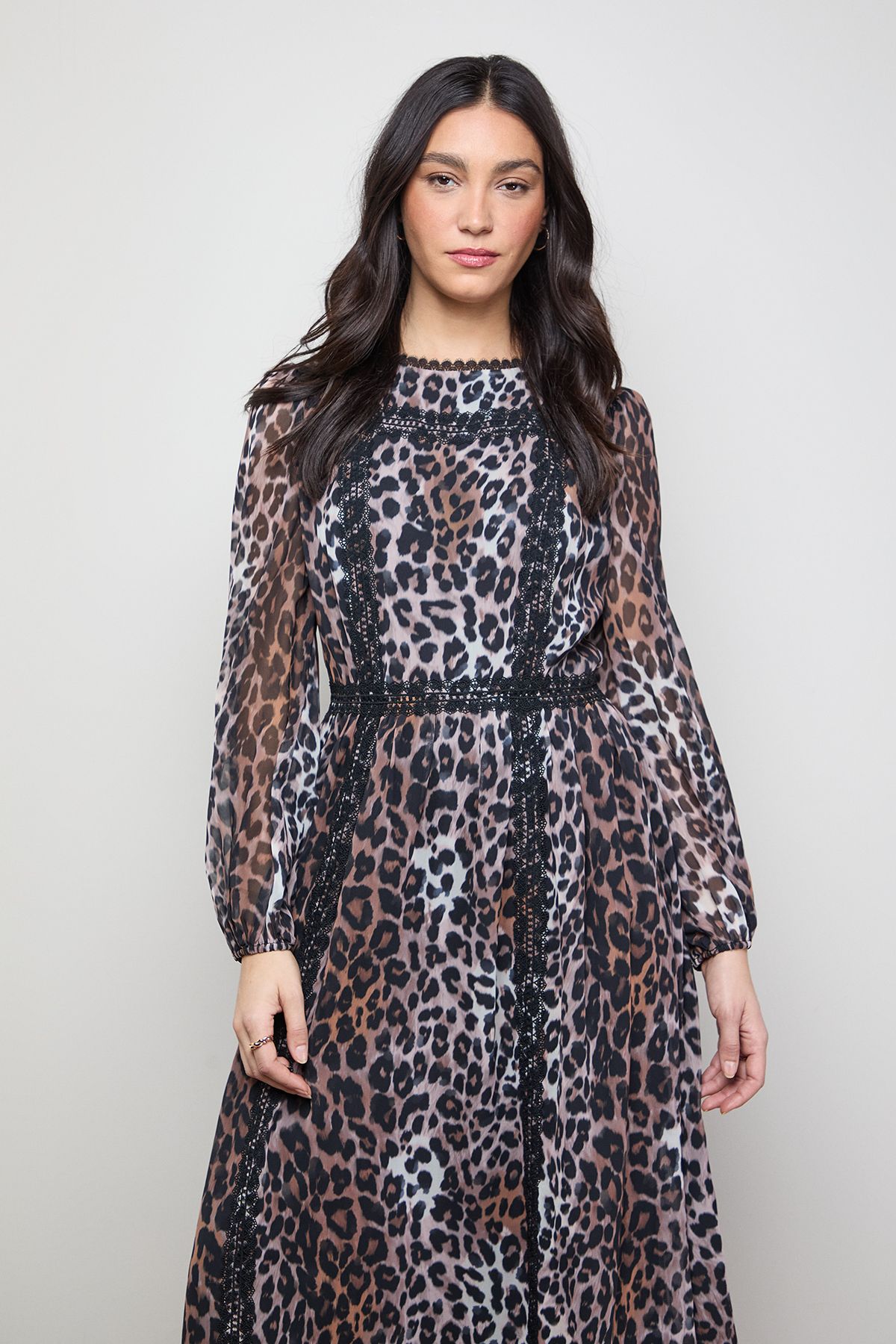 Oasis Printed Lace Trim Balloon Sleeve Midi Smock Dress Multi image 2