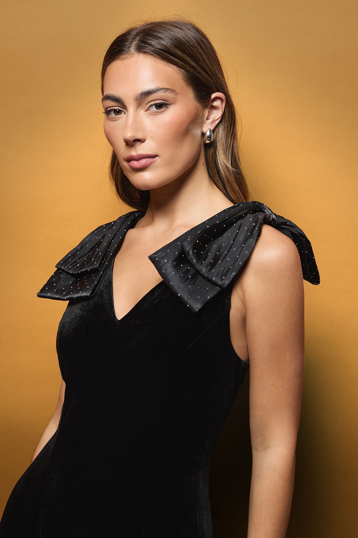 Coast Hotfix Bow Shoulder Velvet Midi Dress Black image 4