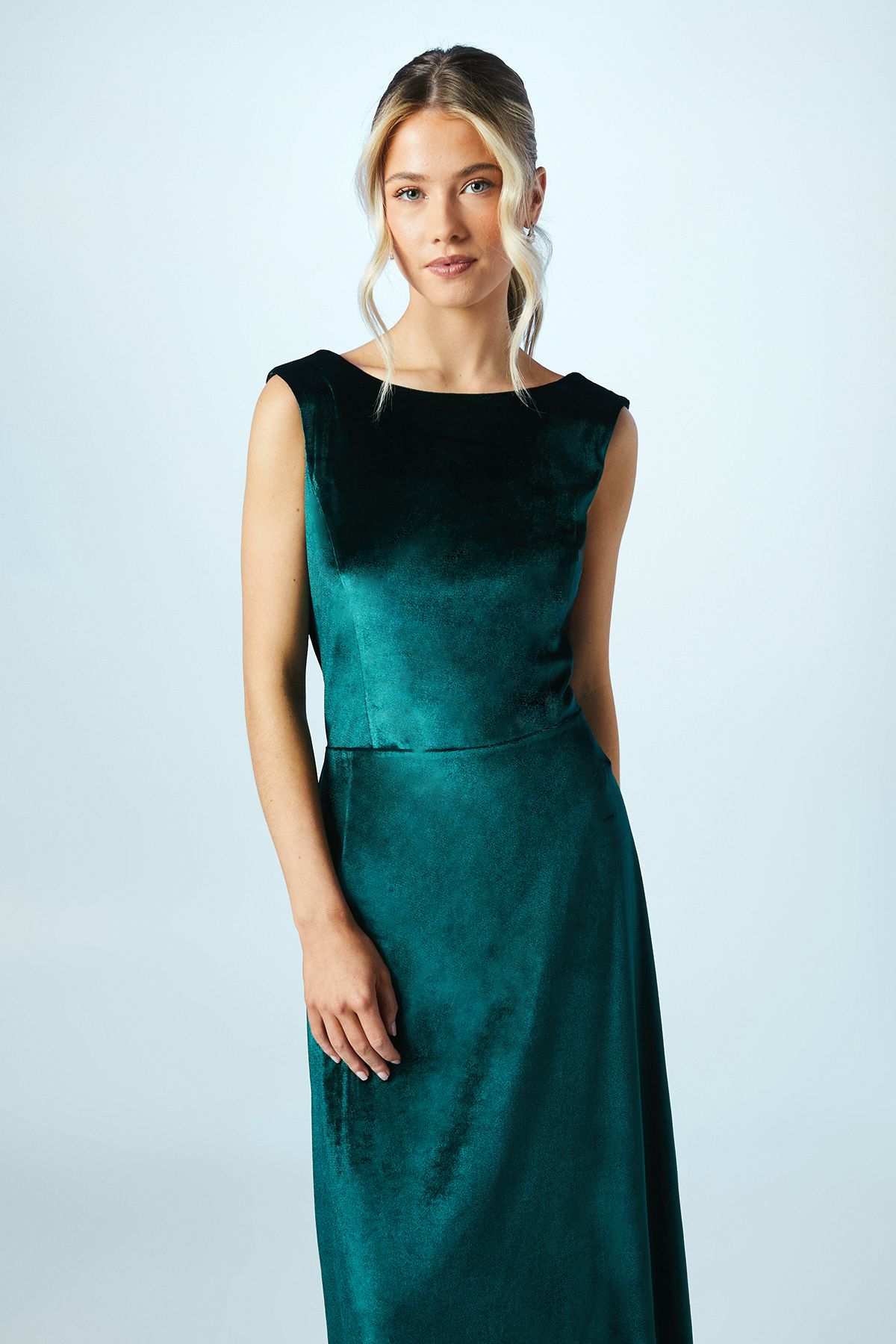 Coast Teen Coast Cowl Back Velvet Bridesmaid Maxi Dress Emerald image 2