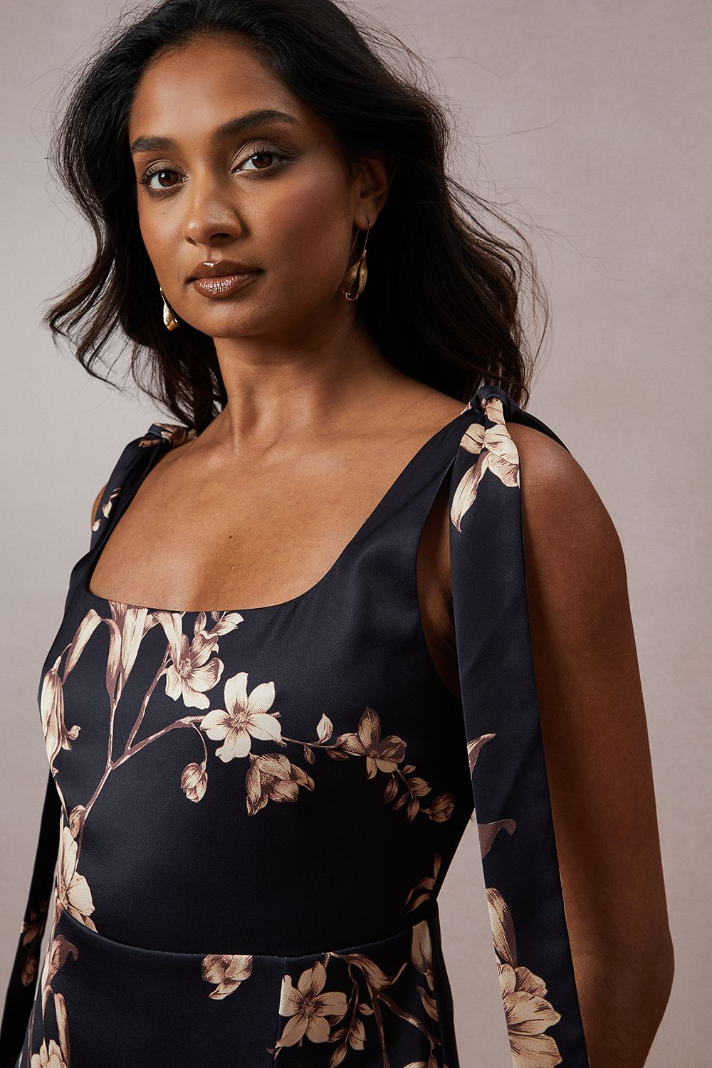 Oasis Floral Satin Tie Shoulder Maxi Dress Black image 2