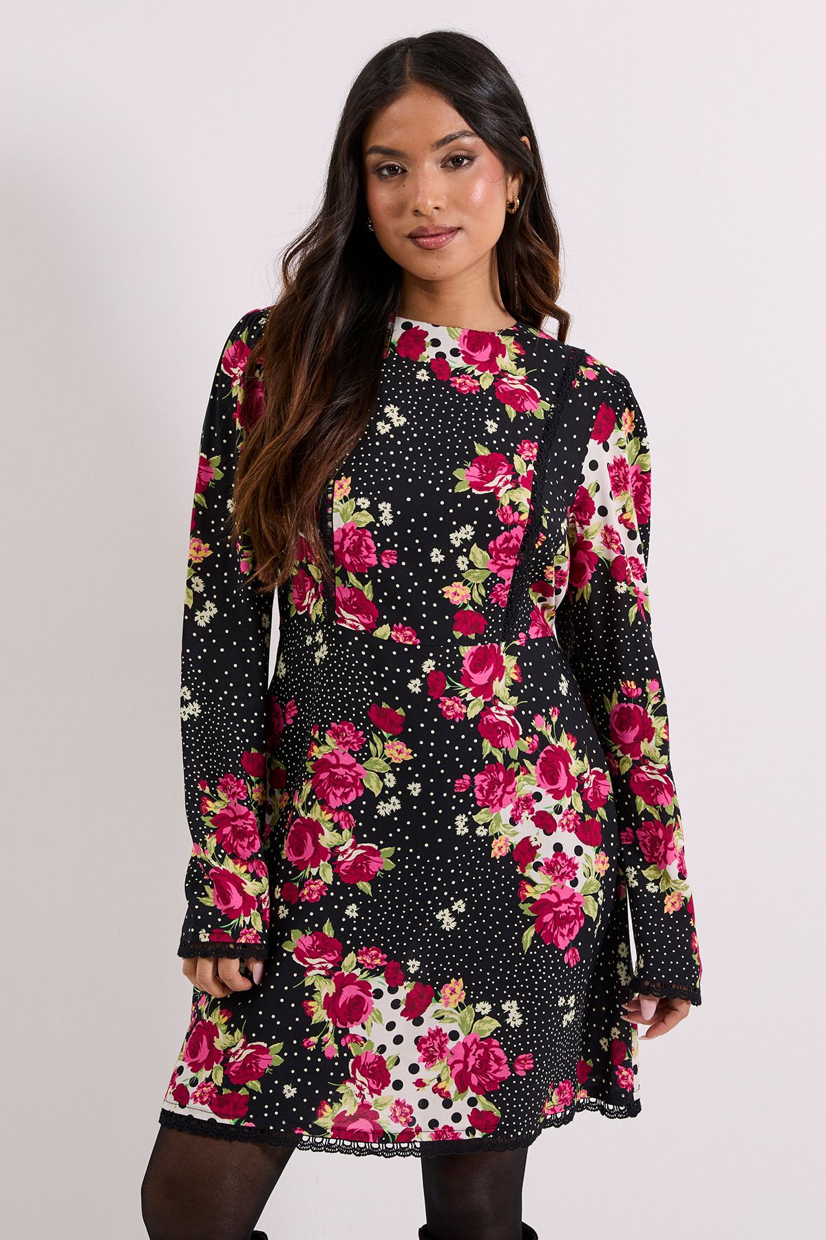 Dorothy Perkins Petite Patchwork Floral Lace Trim Detail Tie Back Printed Mini Dress Floral image 2