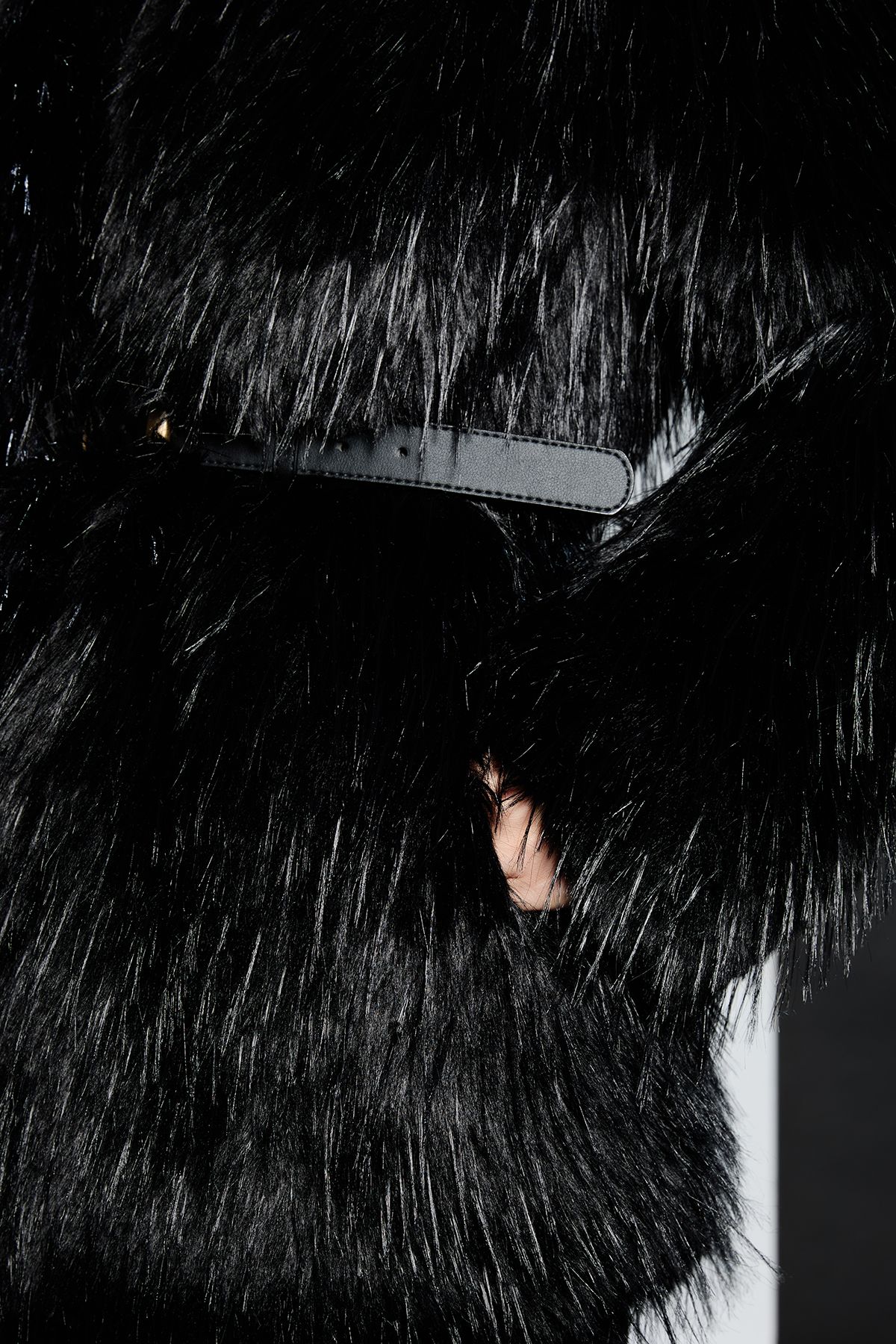 RUNWAY 1.8.1.8 Runway 1.8.1.8 Shaggy Faux Fur Belt Detail Coat Black image 4