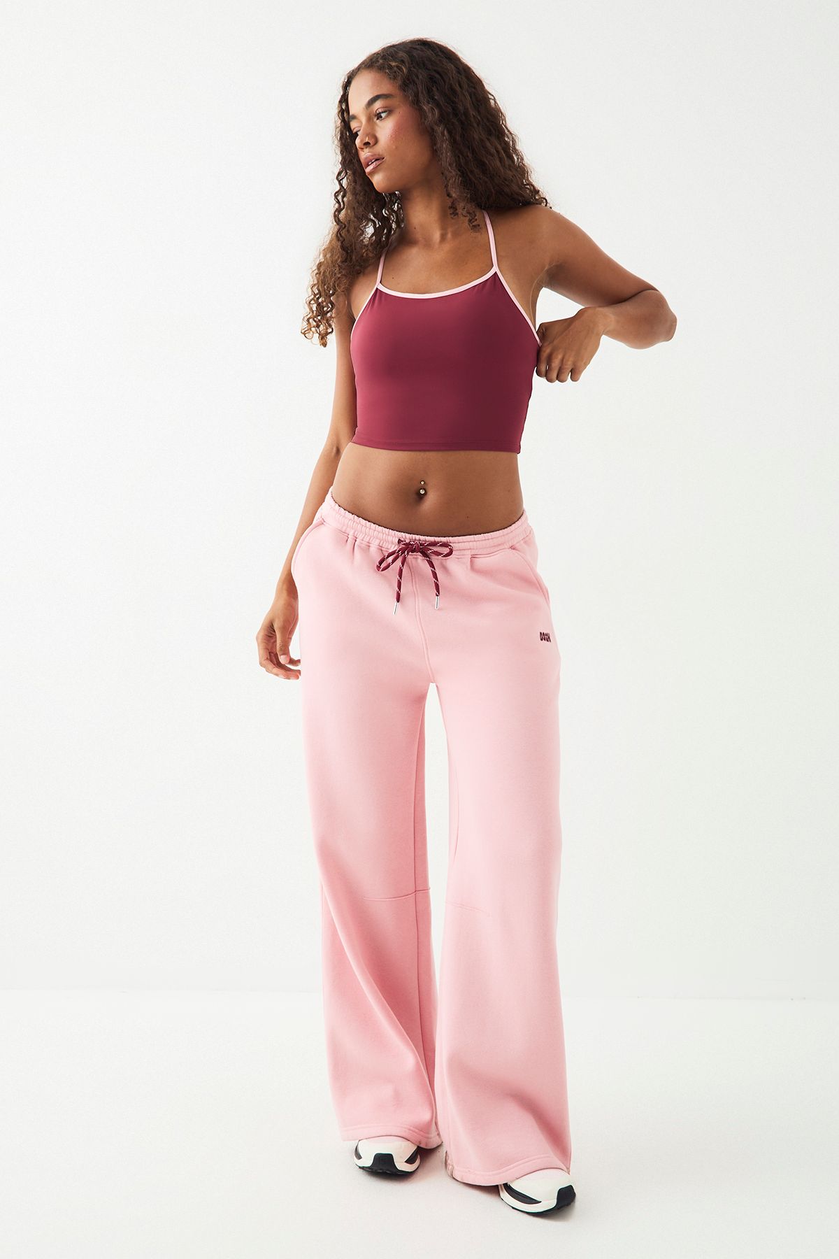 DSGN Studio DSGN Studio Sport Contrast Binding Strappy Cami Top Burgundy image 3