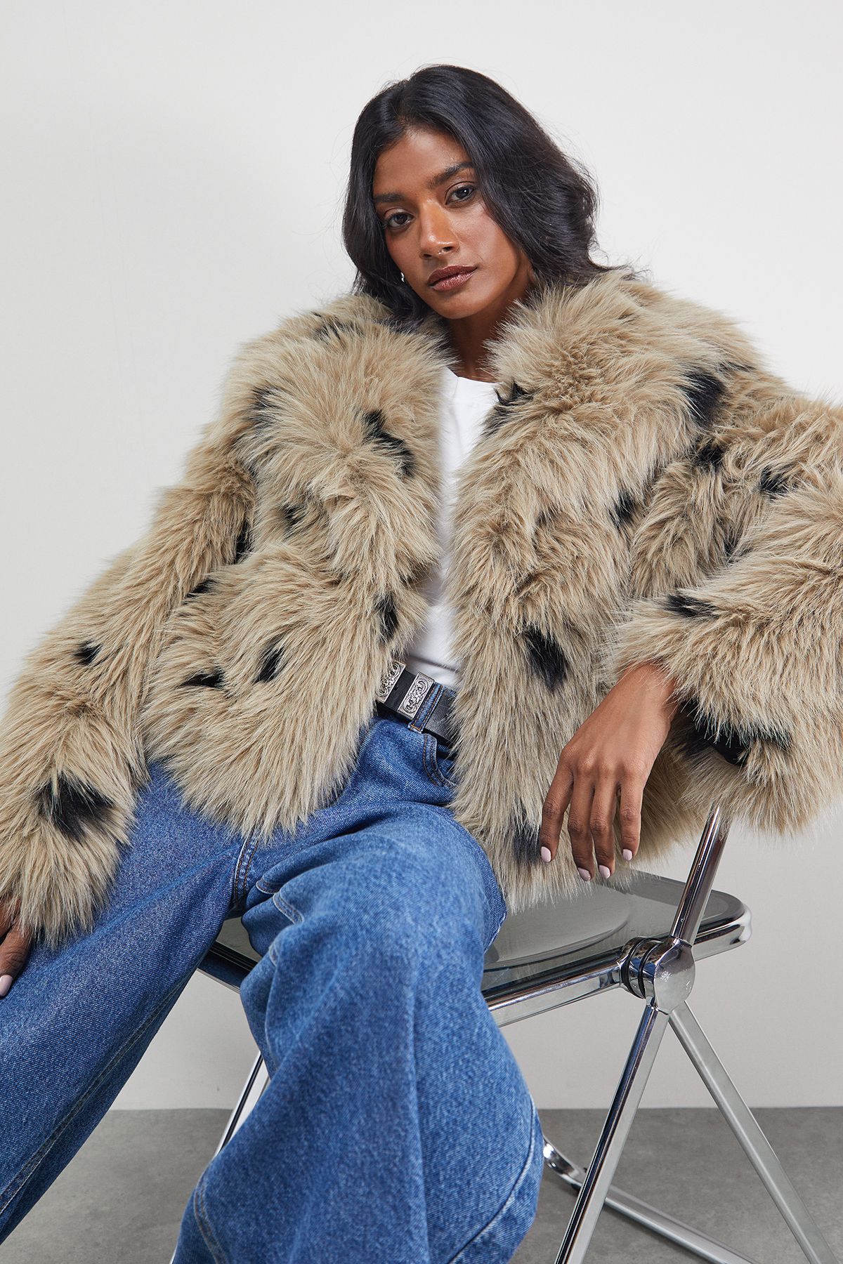 Warehouse Cropped Collared Faux Fur Coat Grey image 4