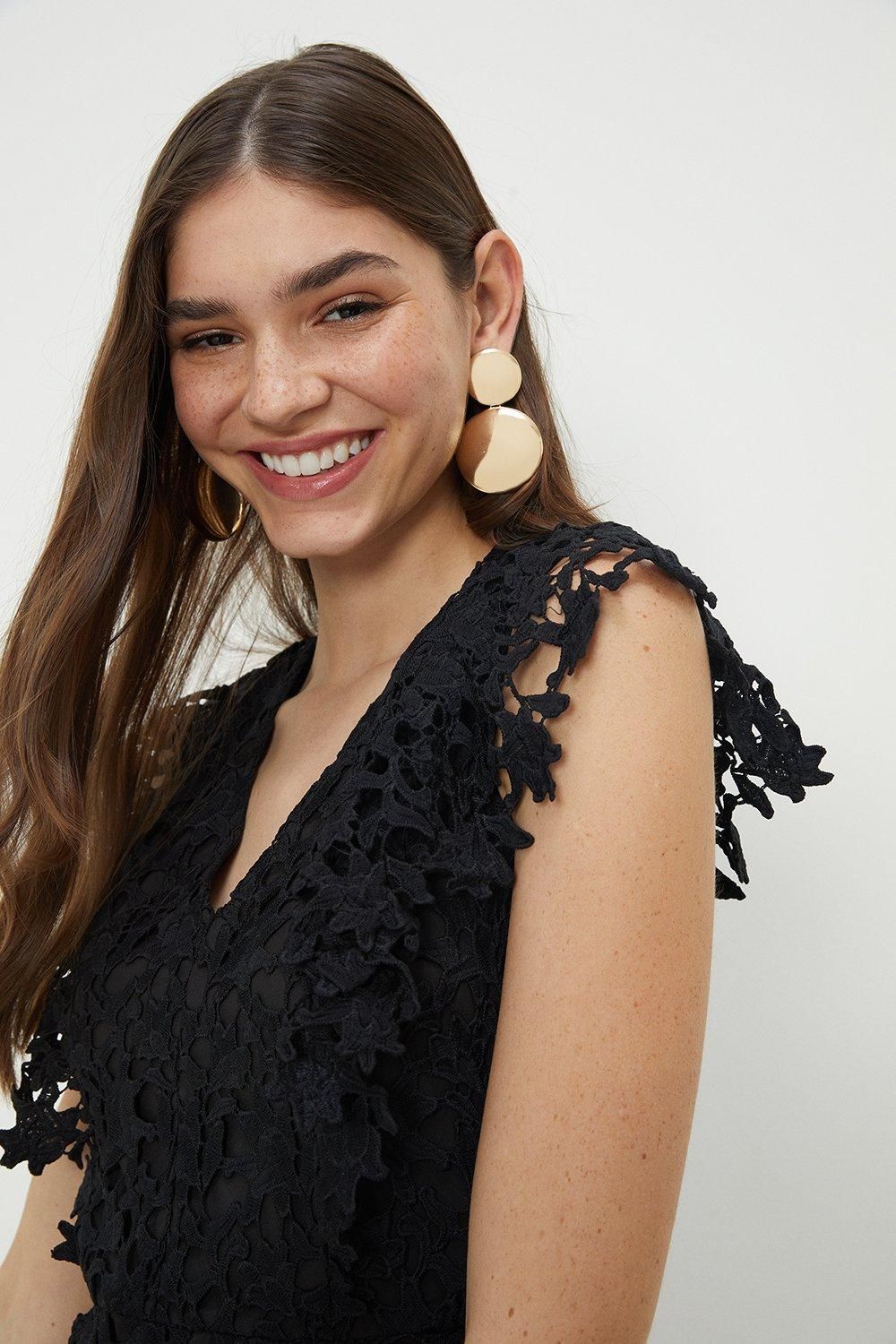 Dorothy Perkins Lace Ruffle Midi Dress Black image 4