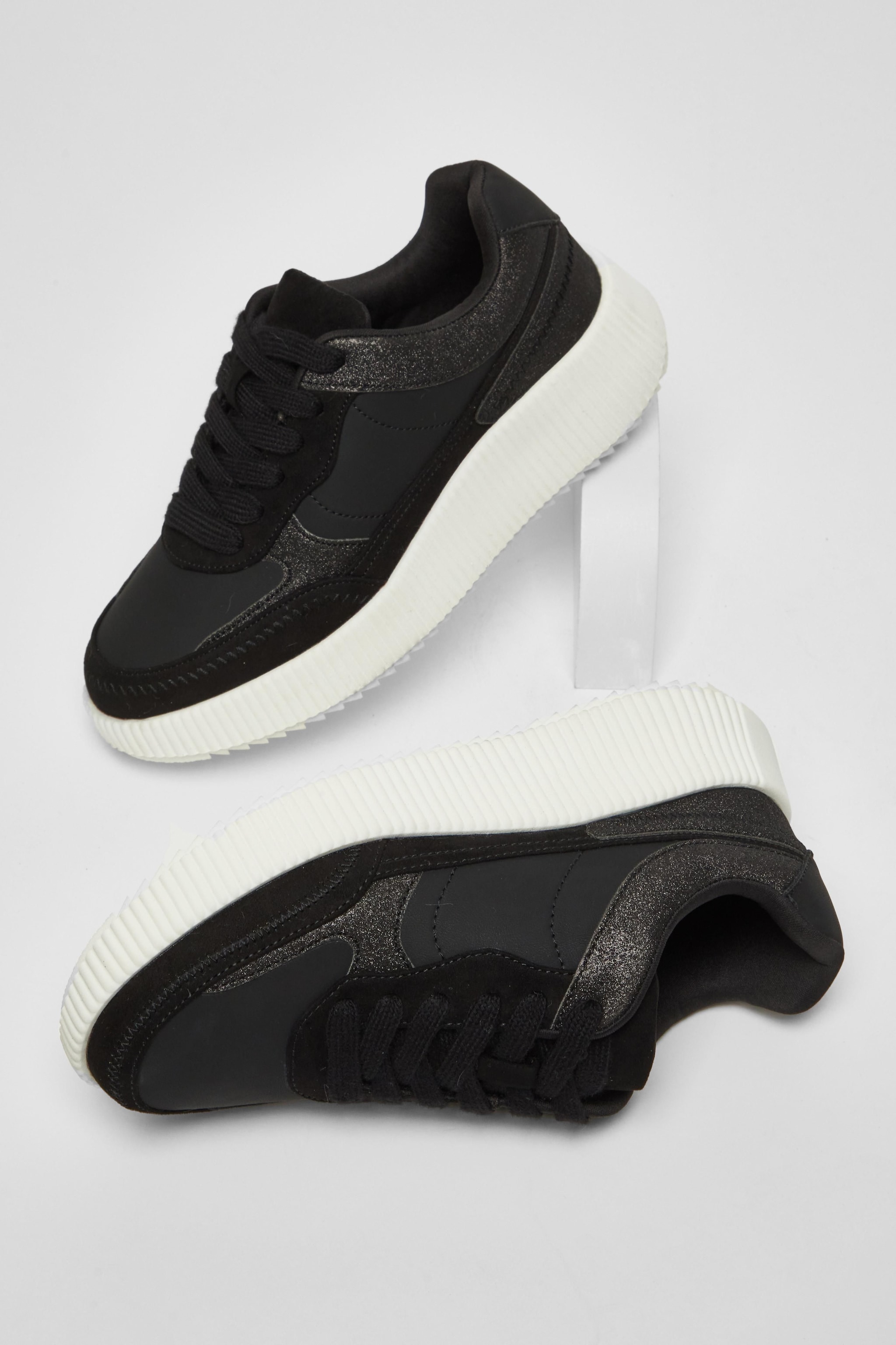 Quiz Black Glitter Chunky Trainers image 2
