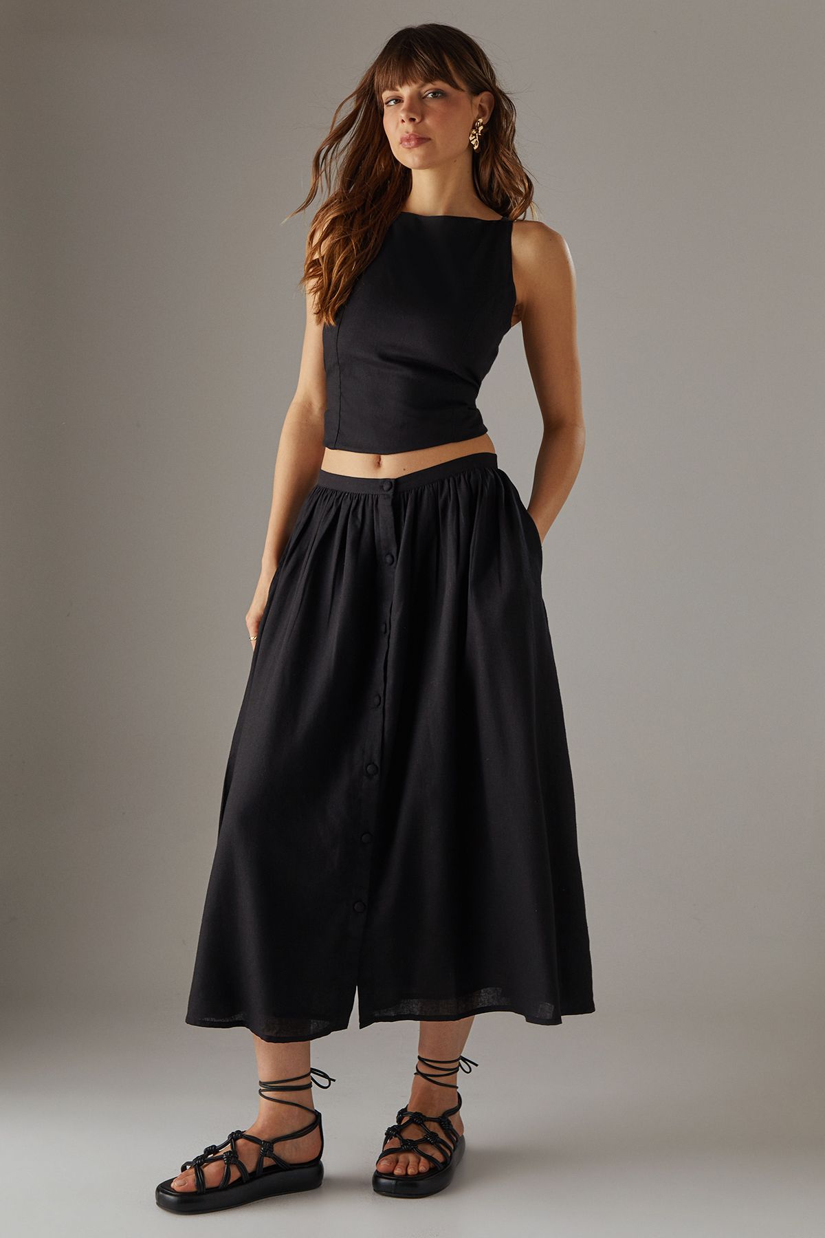 Warehouse Premium Linen Blend Racer Cross Back Crop Top Black image 2