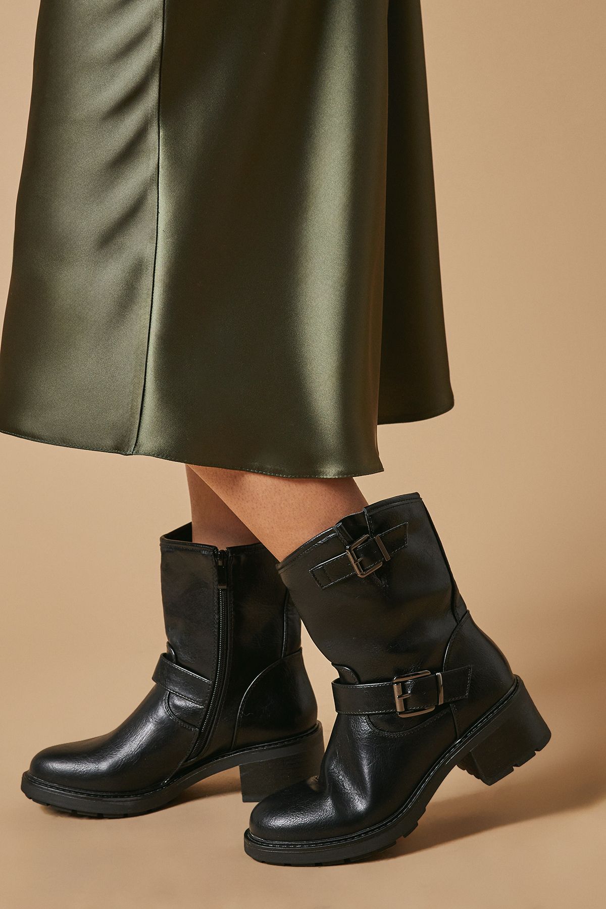 Oasis Janessa Faux Leather Double Buckle Chunky Biker Ankle Boot Black image 3