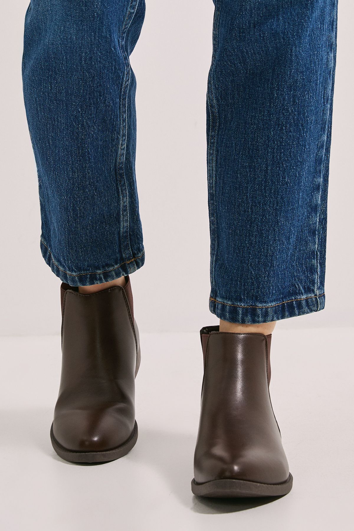 Dorothy Perkins Megs Flat Chelsea Boots Brown image 4