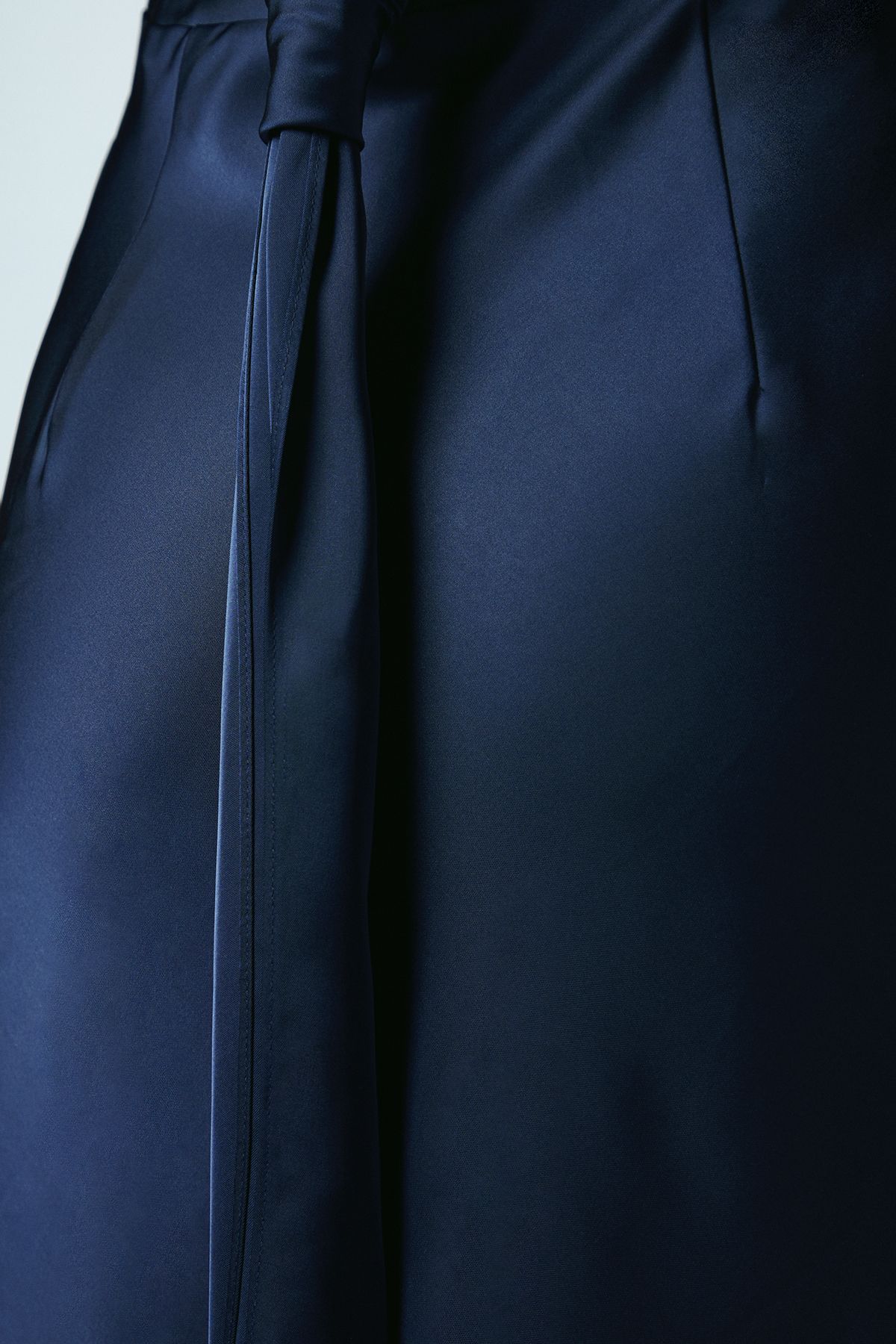 Coast Satin V Back Maxi Bridesmaid Dress with Back Sash Detail Navy image 5