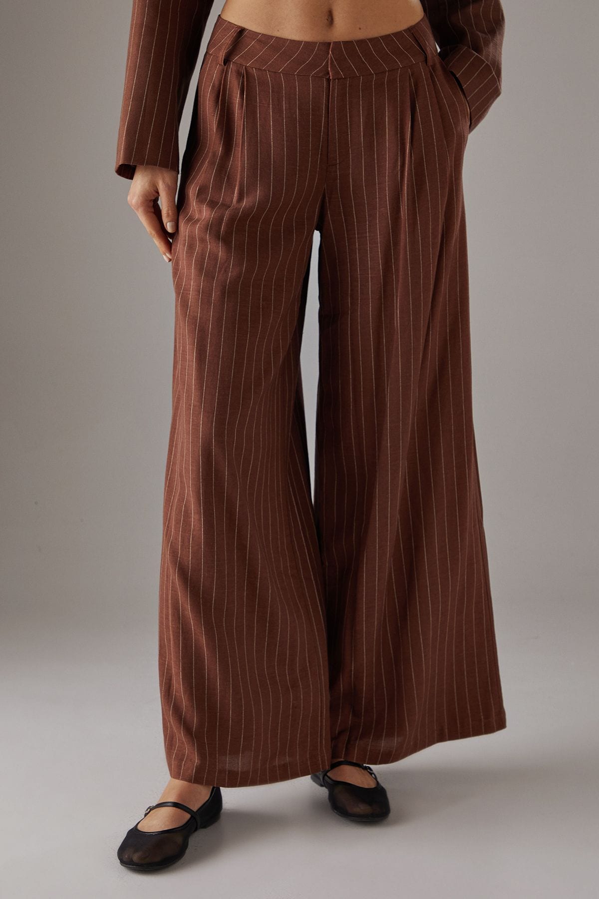 Warehouse Linen Look Pinstripe Tailored Trousers Chocolate image 2