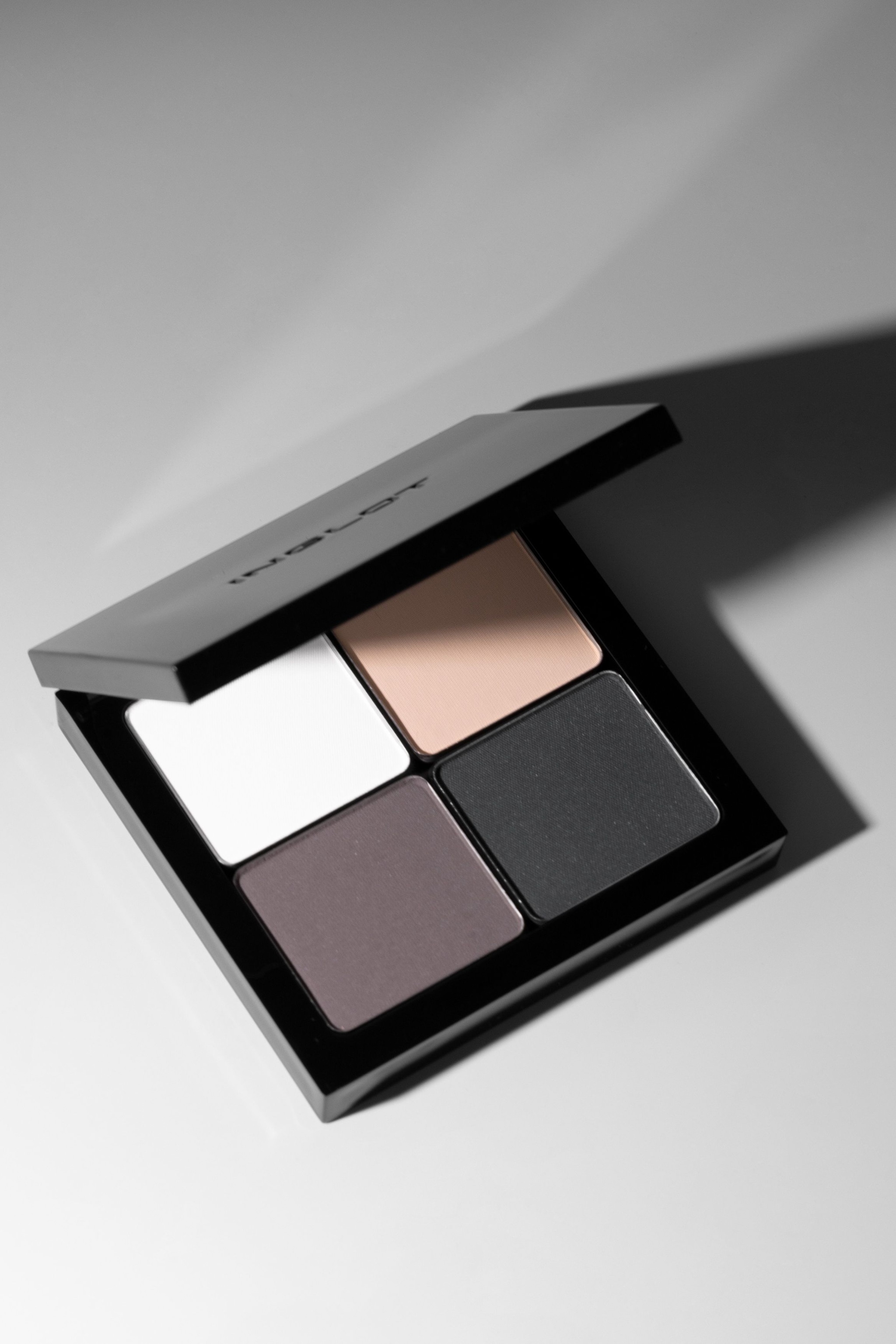 INGLOT Freedom System Eye Shadow Matte NF image 4