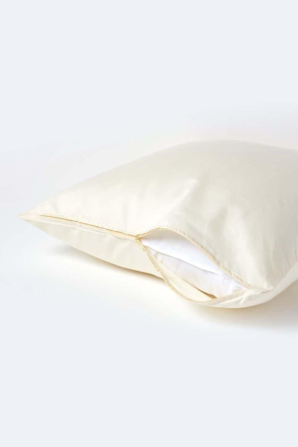 Homescapes Continental Egyptian Cotton Pillowcase 1000 TC, 80 x 80 cm image 3