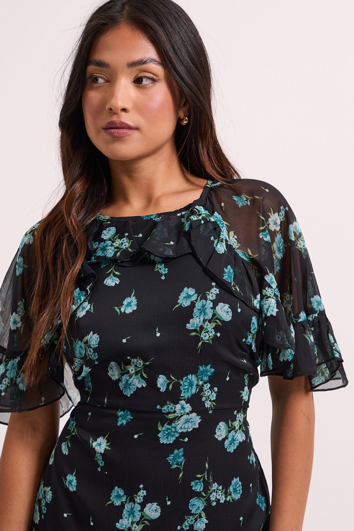 Dorothy Perkins Petite Green Floral Frill Cape Sleeve Tiered Printed Chiffon Midi Dress Green image 3