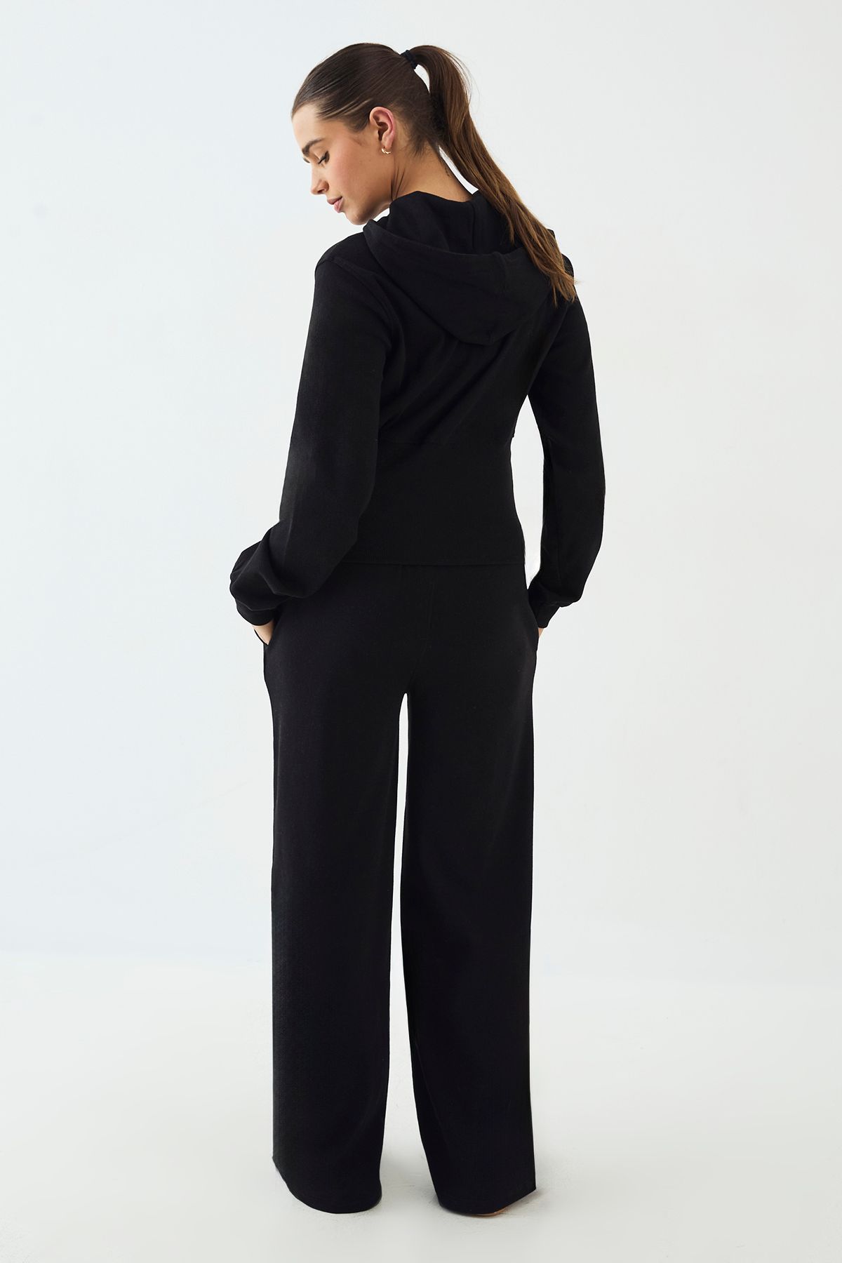 DSGN Studio DSGN Studio Heavy Rib Straight Leg Jogger Black image 2