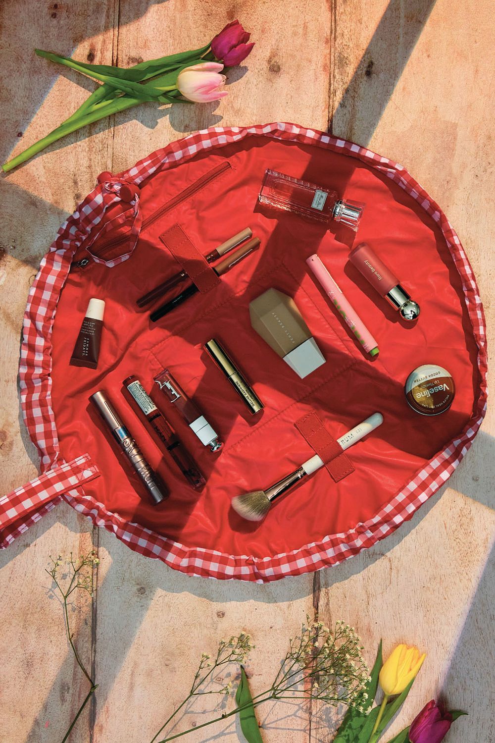 The Flat Lay Co Parachute Drawstring Flat Lay Makeup Bag - Red Gingham Multi image 6