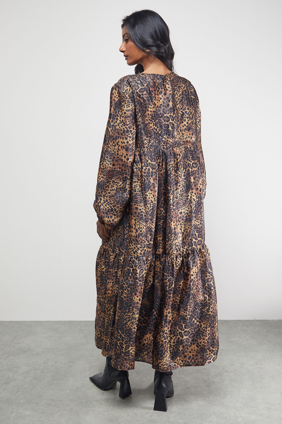 Warehouse Textured Organza Wrap Tier Smock Midi Dress Animal image 3