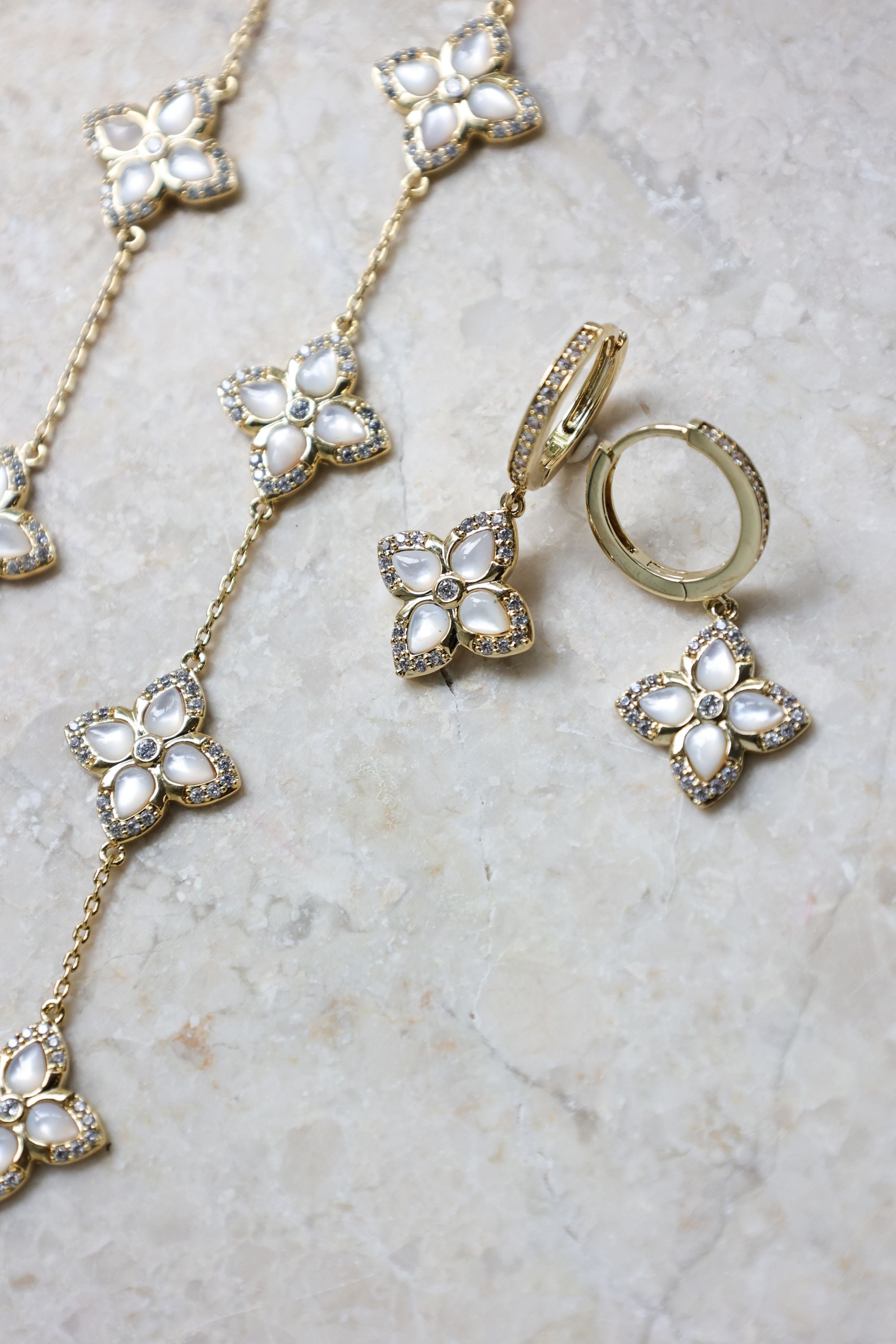 Jon Richard 14K Gold Plated and Mother of Pearl Clover Necklace image 2