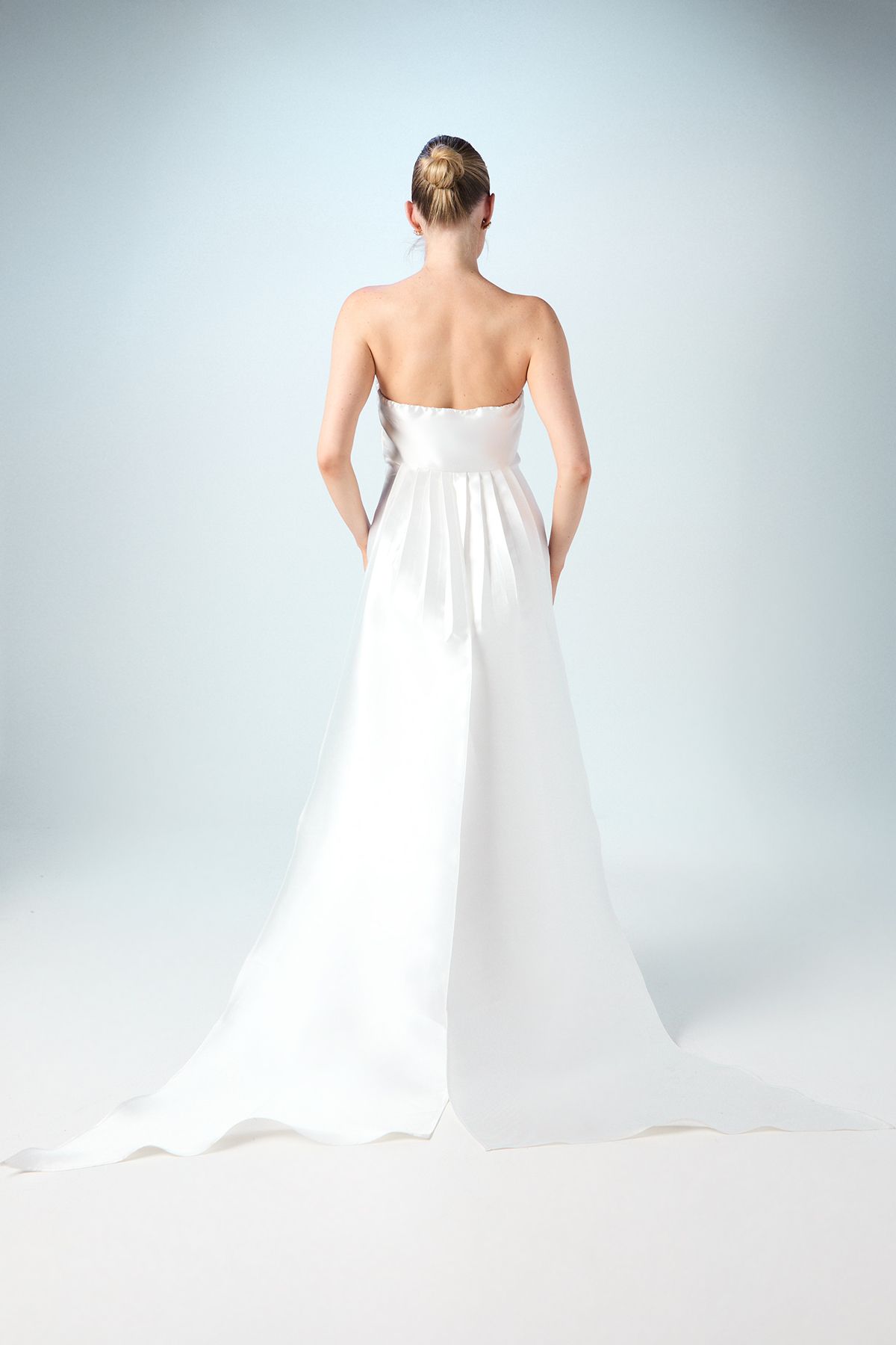 Coast Twill Column Bandeau Wedding Dress Ivory image 3