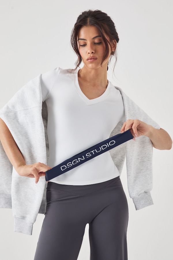 DSGN Studio DSGN Studio Ultra Sculpt V Neck Short Sleeve Top White