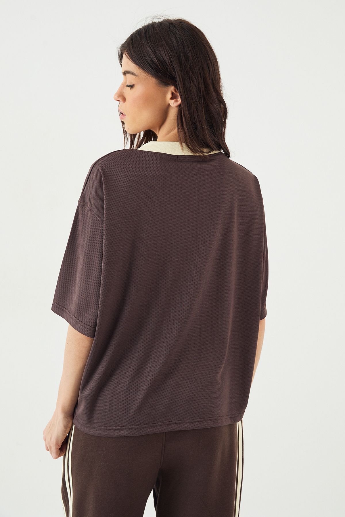 DSGN Studio DSGN Studio Stripe Short Sleeve Football Top Dark Chocolate image 2