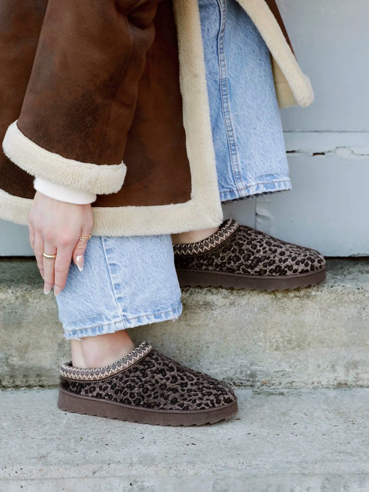 Linzi Tammy Leopard Print Slipper image 6