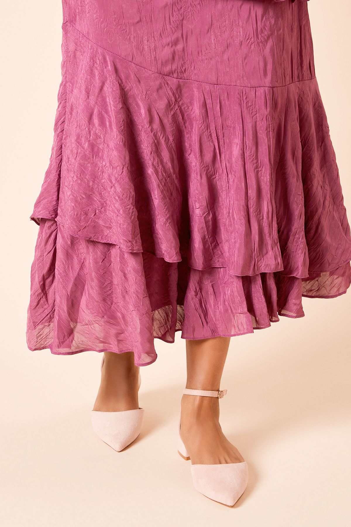 Dorothy Perkins Bennie Faux Suede Pointed Low Block Heel Court Shoes Light Pink image 2