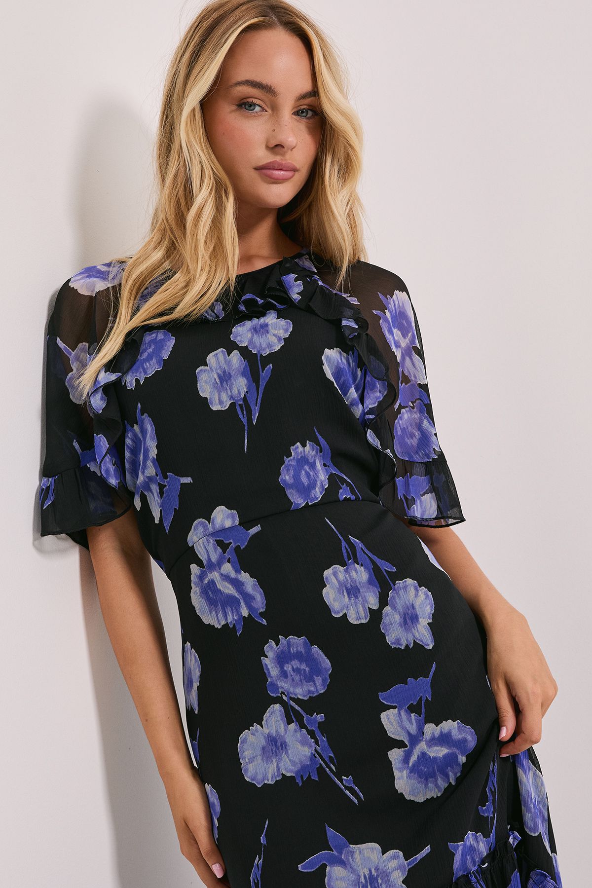 Dorothy Perkins Blue Floral Frill Cape Sleeve Tiered Printed Chiffon Midi Dress Blue image 4