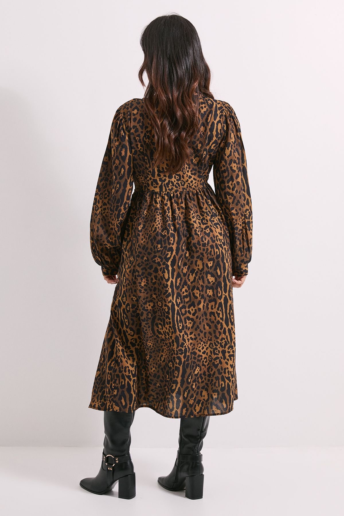Dorothy Perkins Leopard Animal Petite Bow Front Blouson Sleeve Printed Midi Dress Green image 3