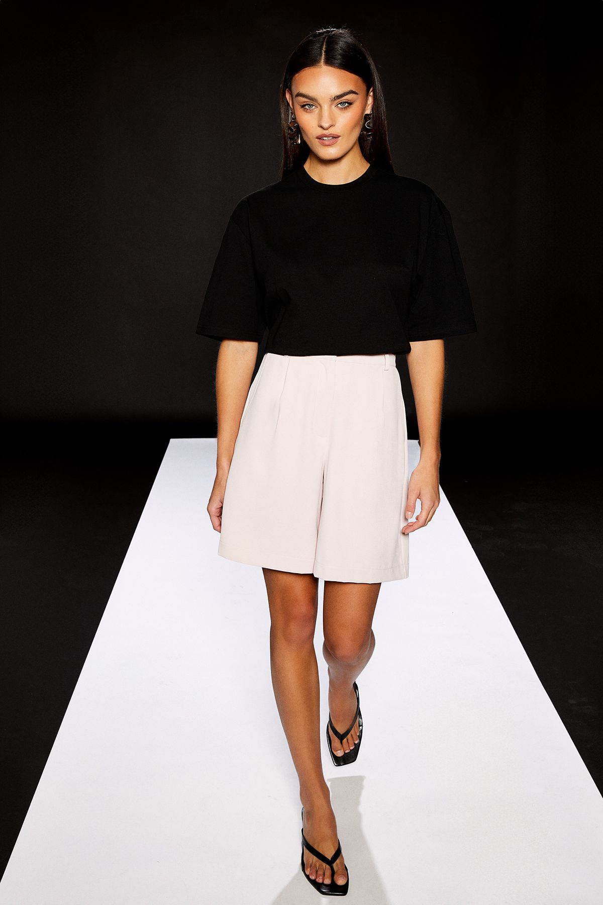 RUNWAY 1.8.1.8 Runway 1.8.1.8 City Style Bermuda Shorts Pink image 1