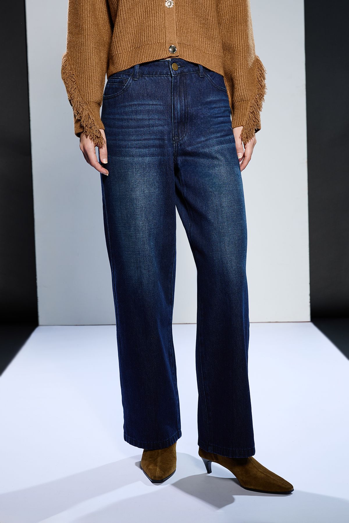 RUNWAY 1.8.1.8 Runway 1.8.1.8 Mid Wash Denim Jean Denim image 2