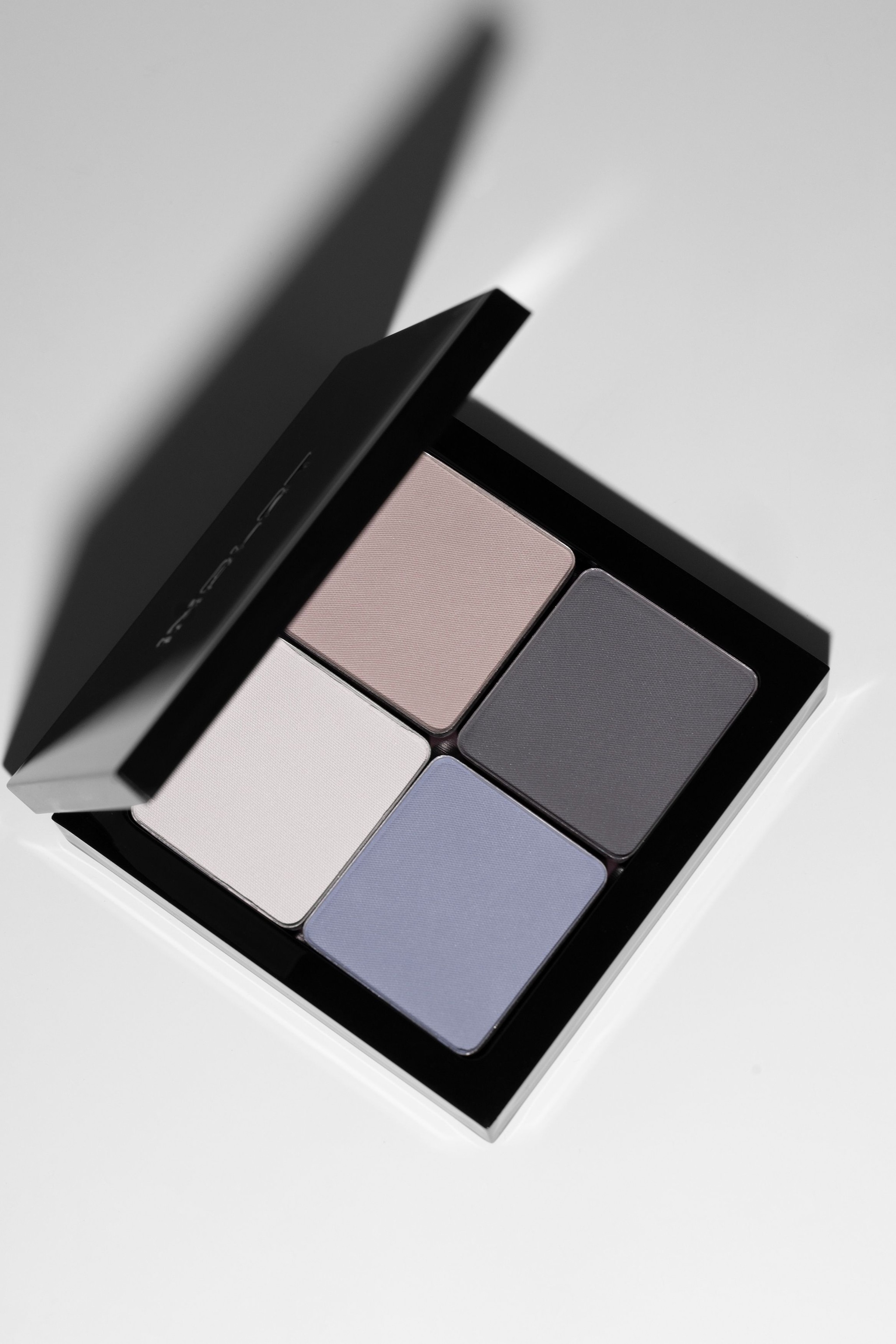 INGLOT Freedom System Eye Shadow Matte NF image 4